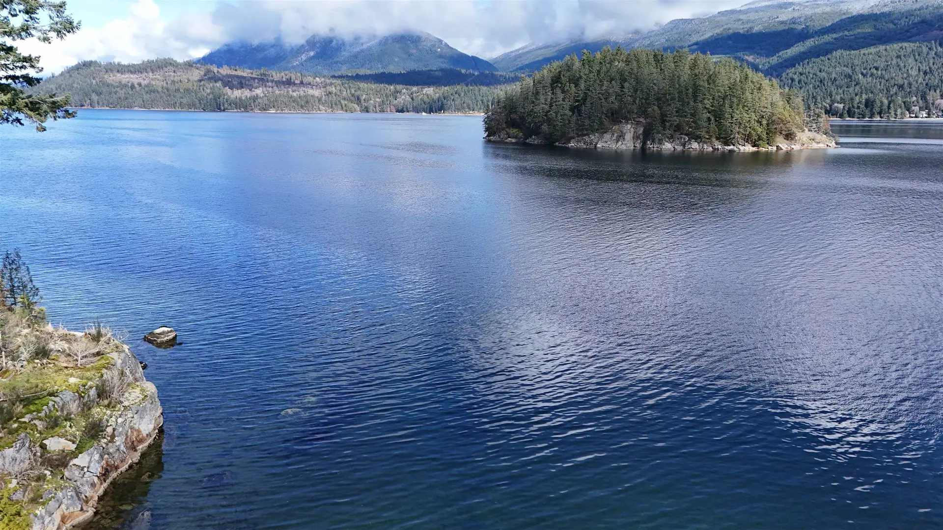 Property at 6106 POISE ISLAND DRIVE, Sechelt, BC