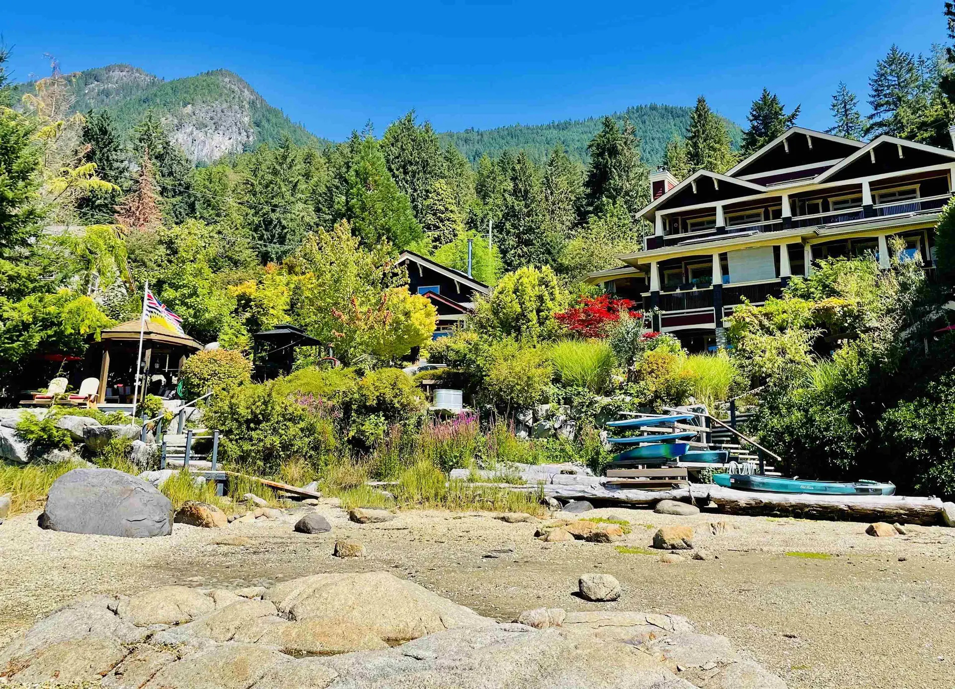 Property at 7545 Islets Place, Sechelt, BC