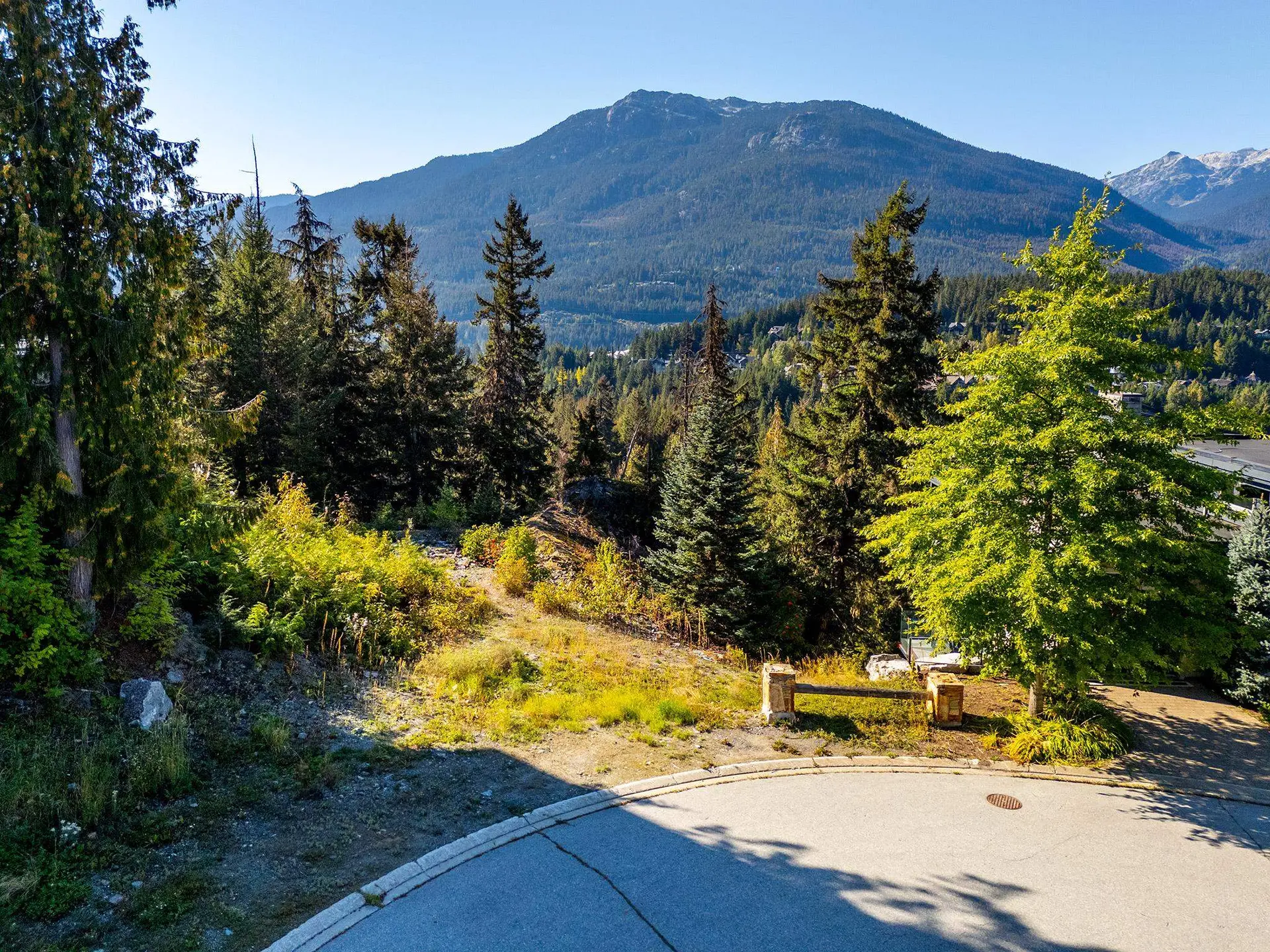 Property at 3853 SUNRIDGE COURT, Whistler, BC