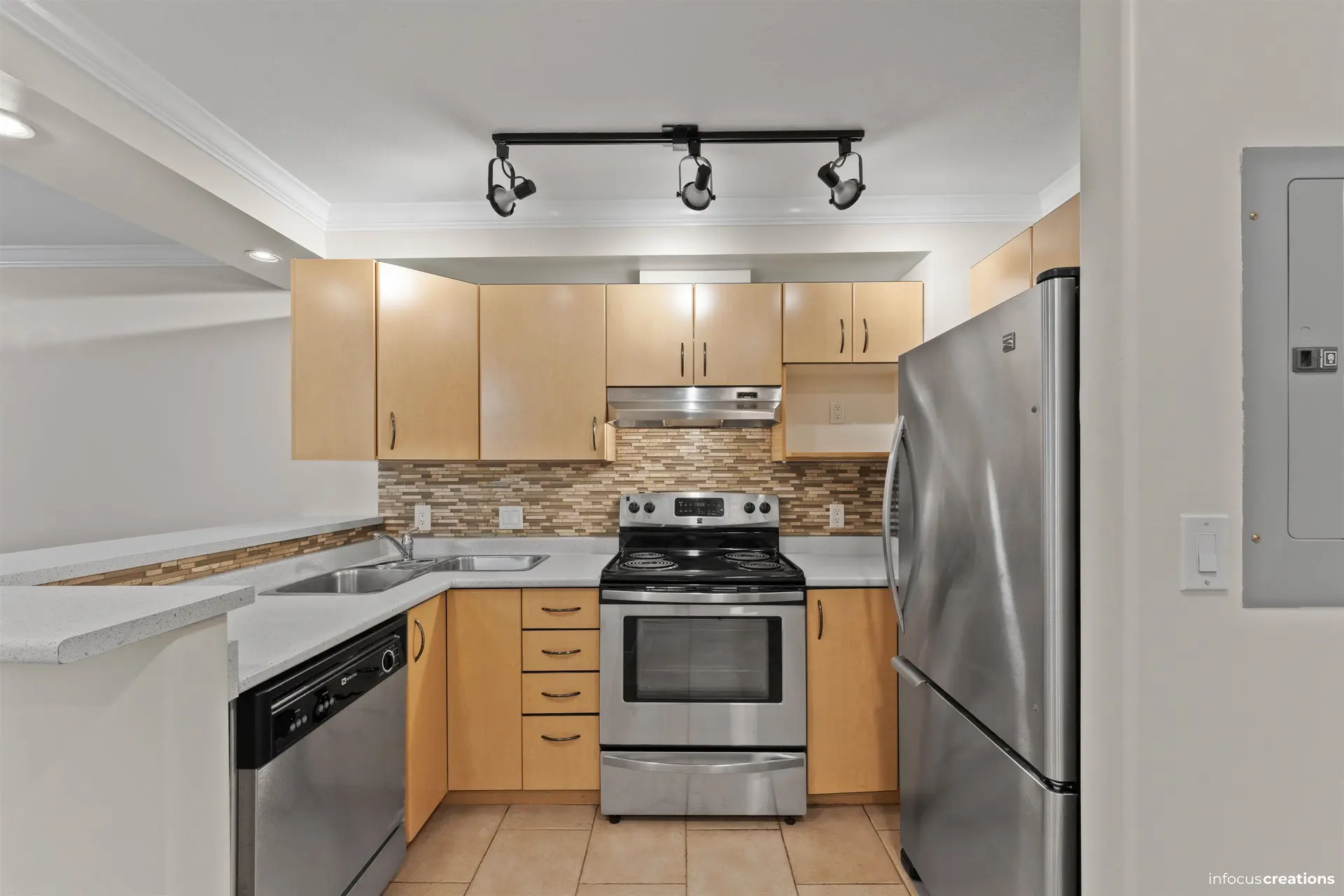 Property at #219 20200 56 AVENUE, Langley, BC