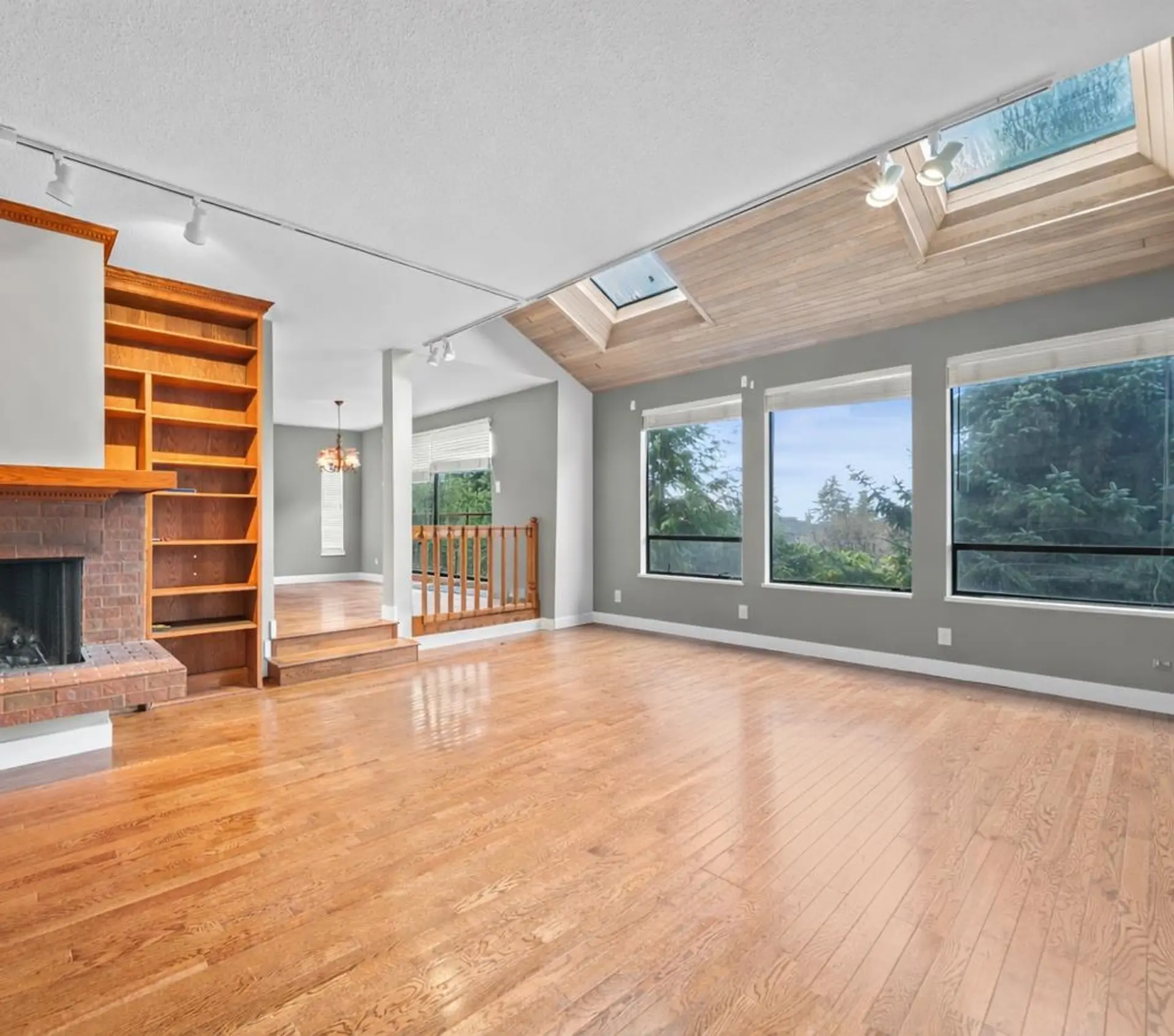 Property at 5600 Grousewoods Place, North Vancouver, BC