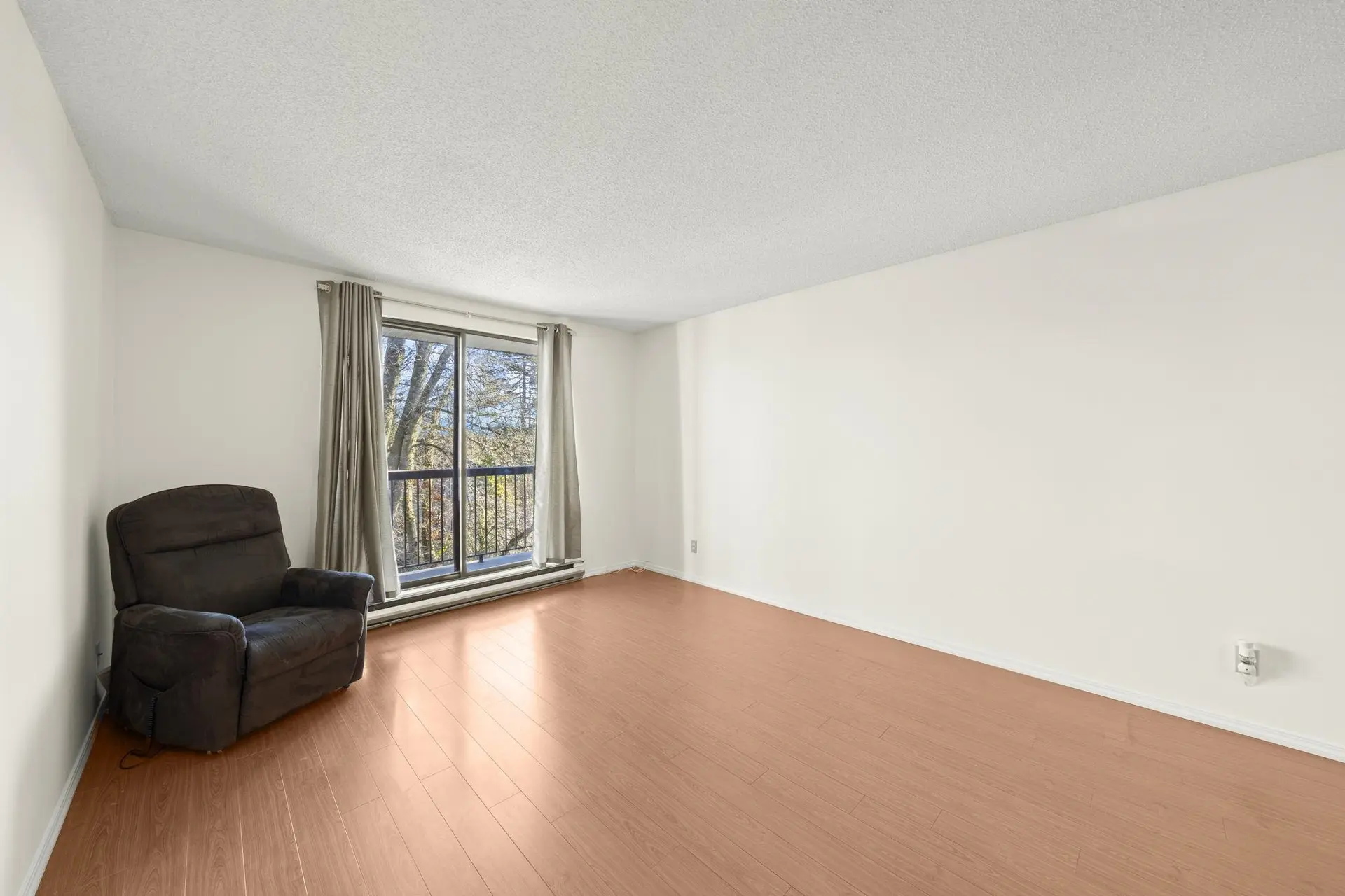 #312 8391 Bennett Road - Image 2