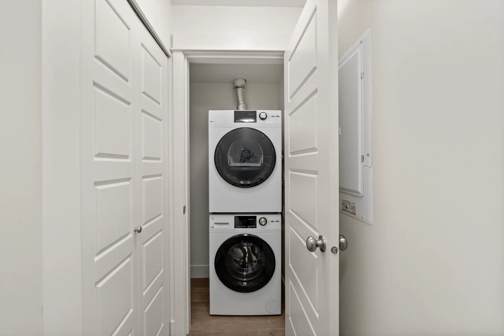 Property at #210 30515 CARDINAL AVENUE, Abbotsford, BC