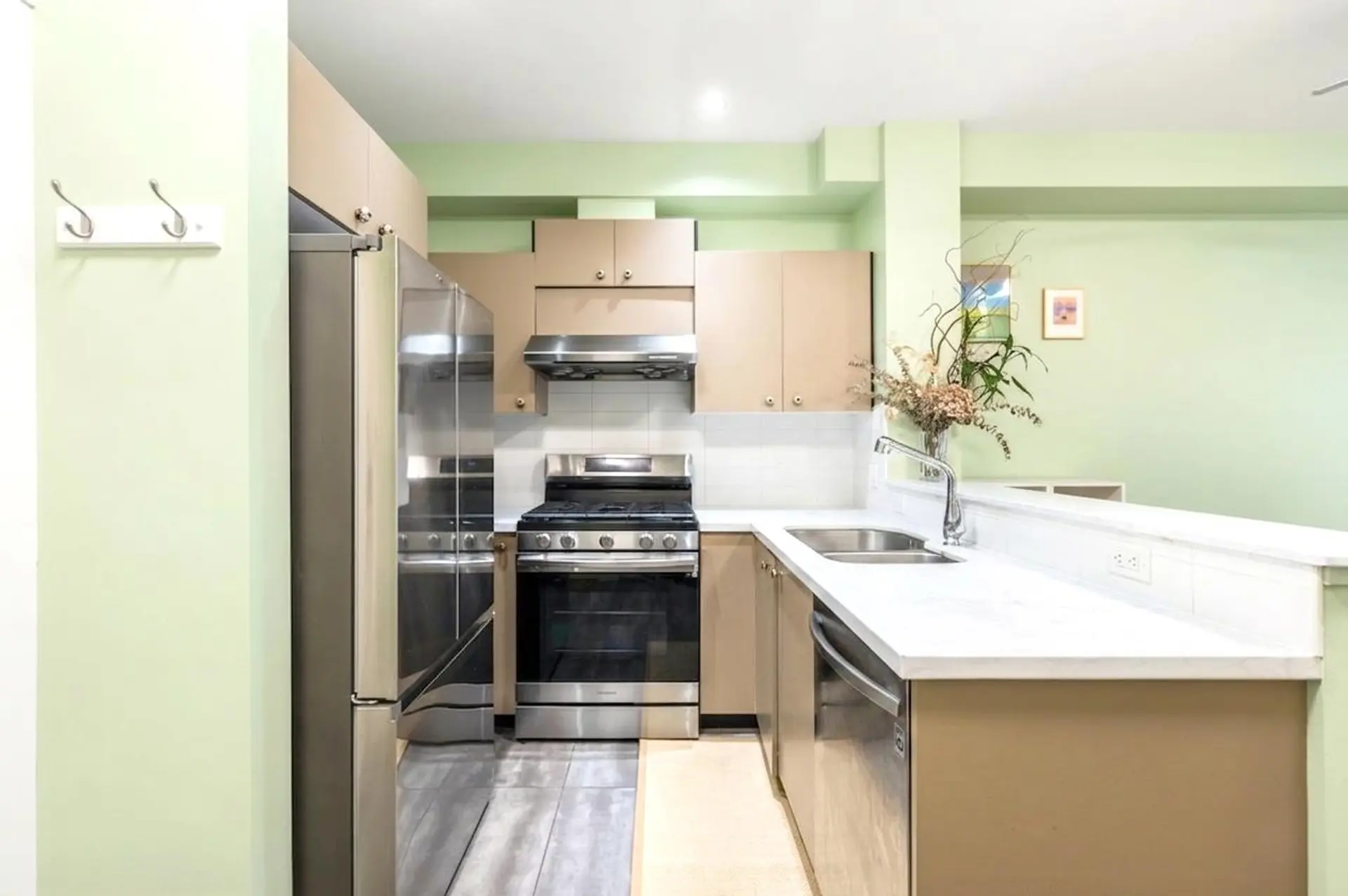 #304 6611 Eckersley Road - Image 4