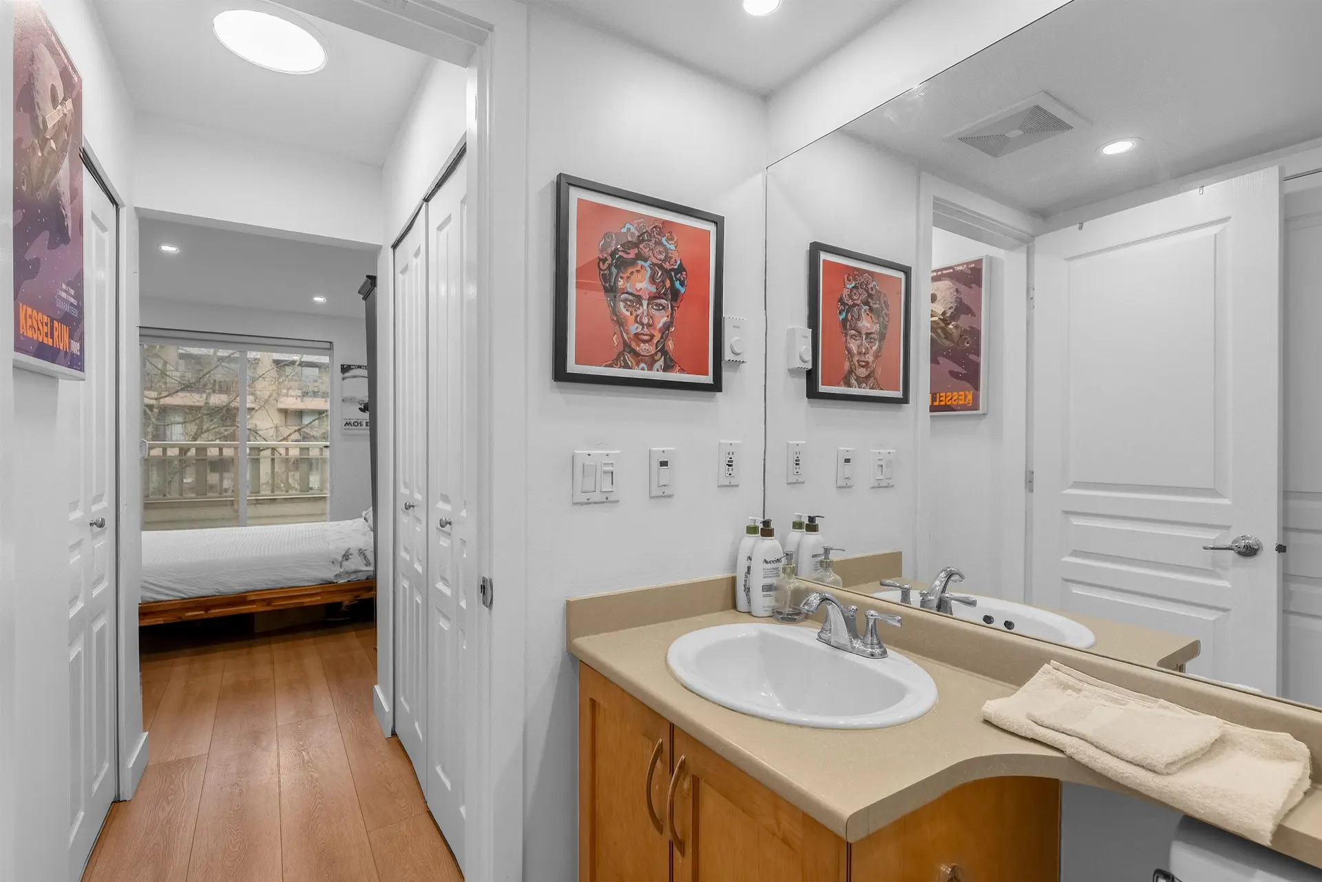 Property at #302 333 E 1ST STREET, North Vancouver, BC