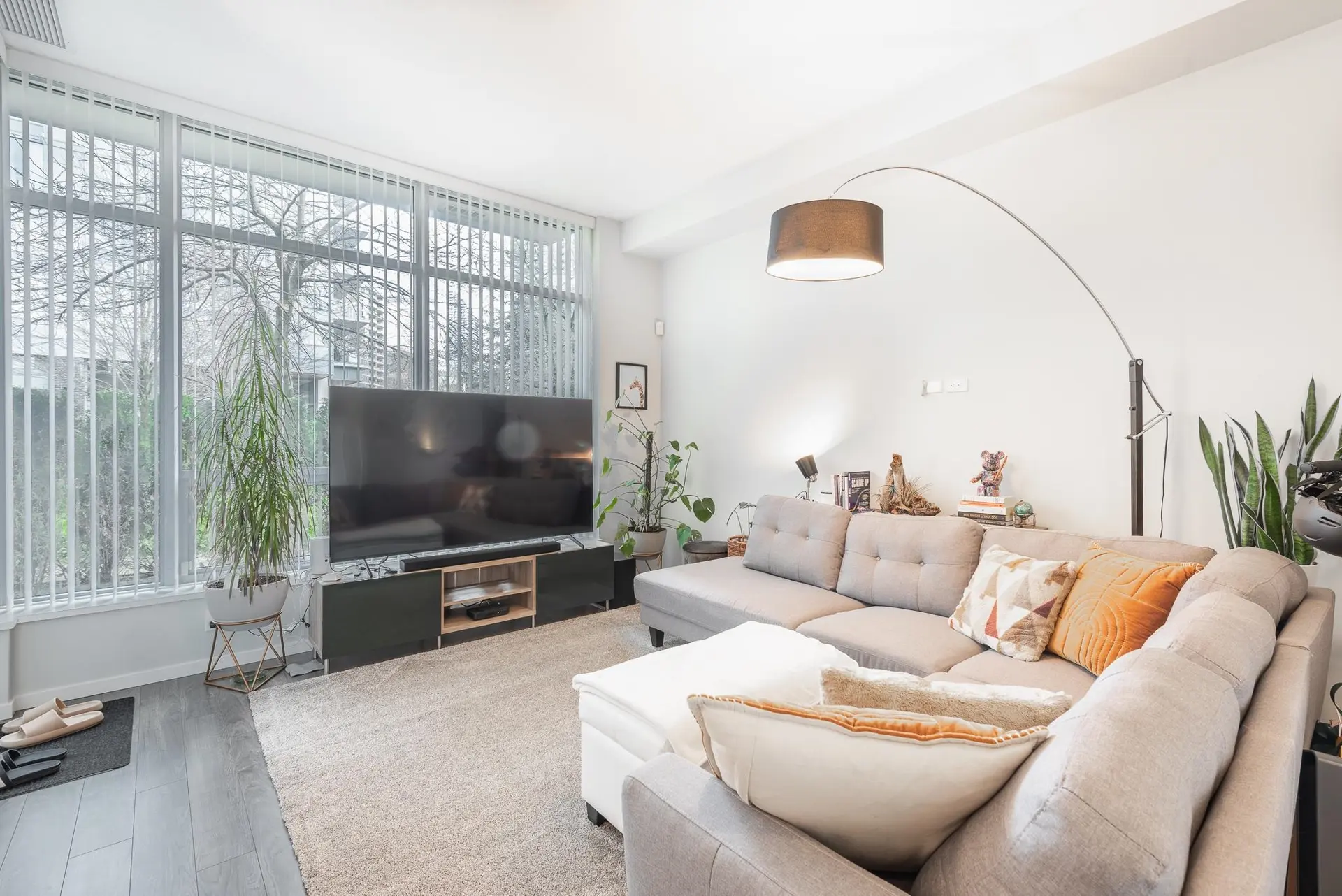 Property at 5822 PATTERSON AVENUE, Burnaby, BC