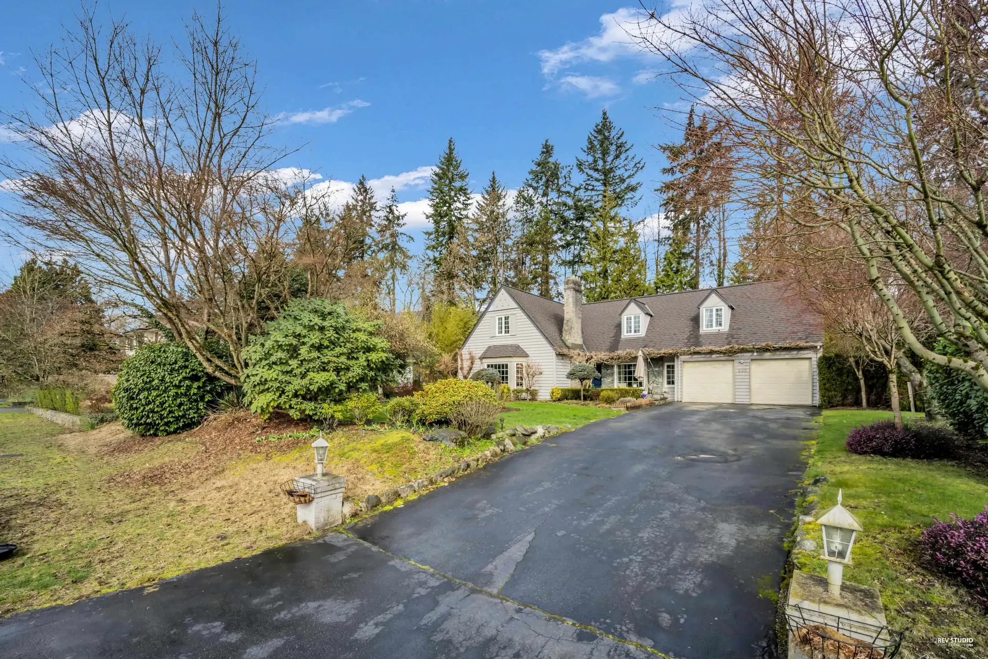 Property at 539 Newcroft Place, West Vancouver, BC