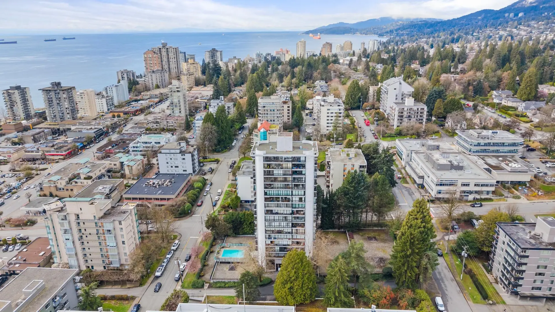 Property at #704 650 16th Street, West Vancouver, BC