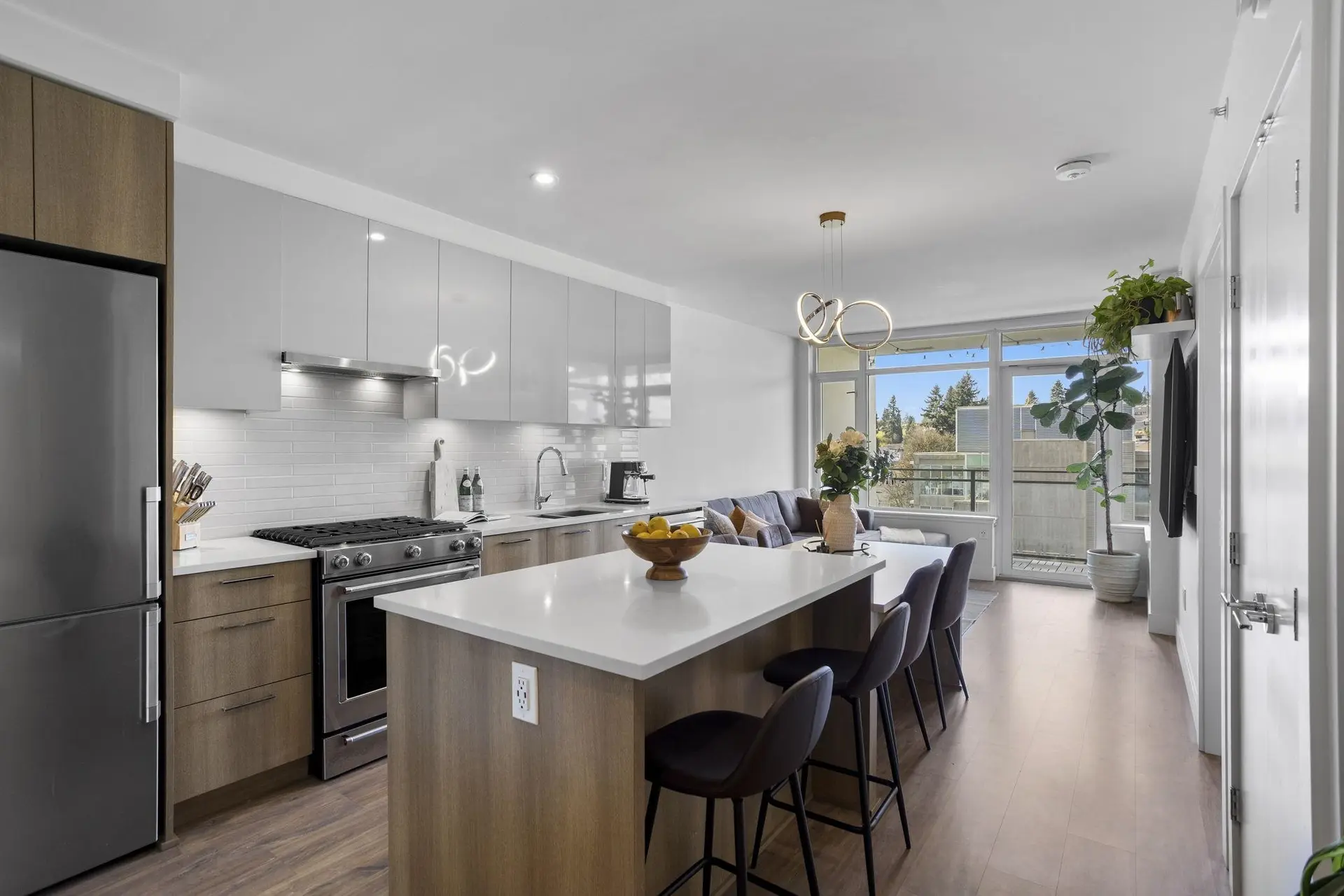 Property at #803 258 Nelson's Court, New Westminster, BC