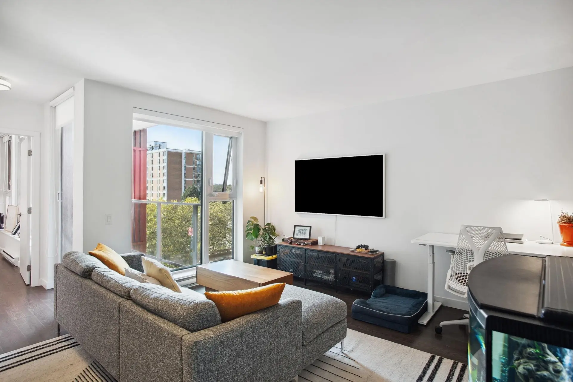 #501 983 E Hastings Street - Image 6