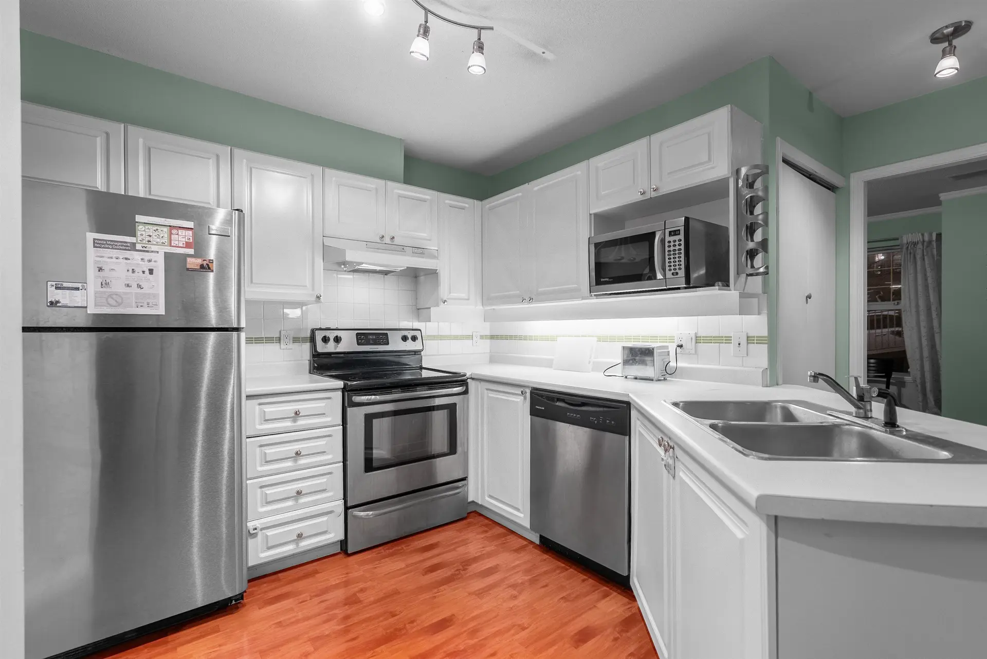 Property at #505 1032 QUEENS AVENUE, New Westminster, BC