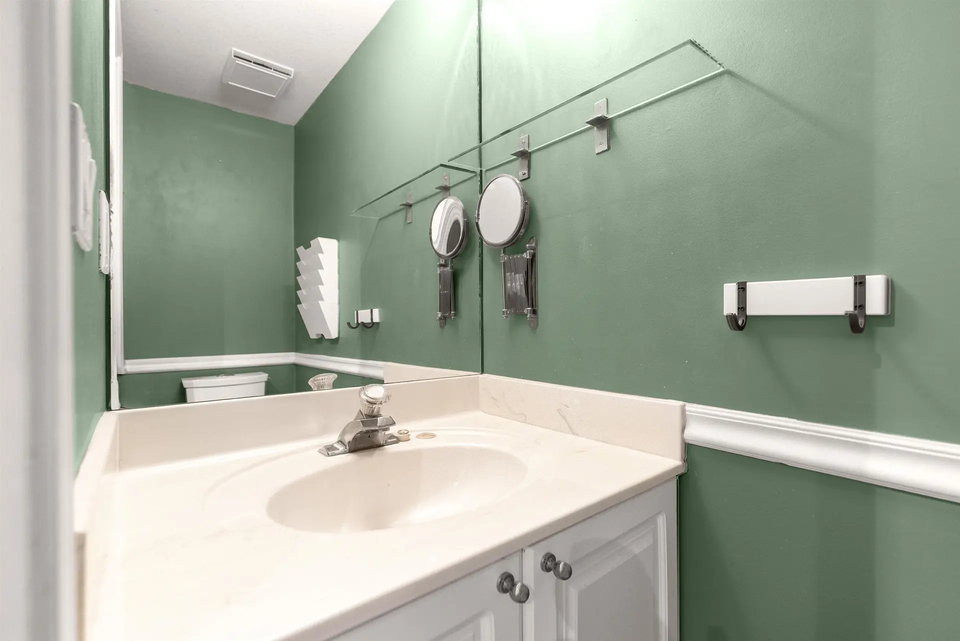 Property at #505 1032 QUEENS AVENUE, New Westminster, BC