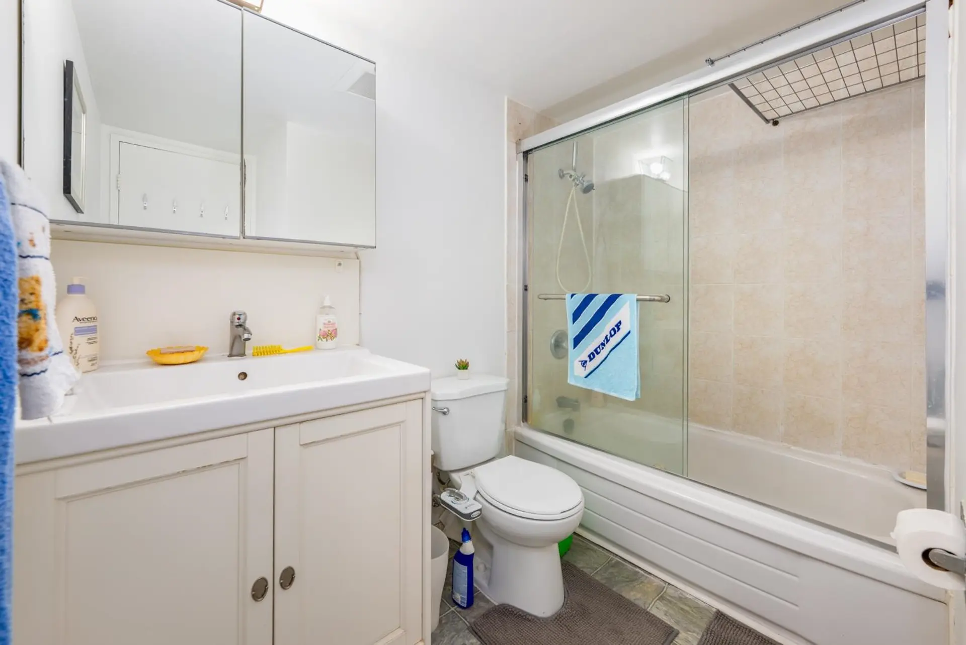 #310 7240 Lindsay Road - Image 12