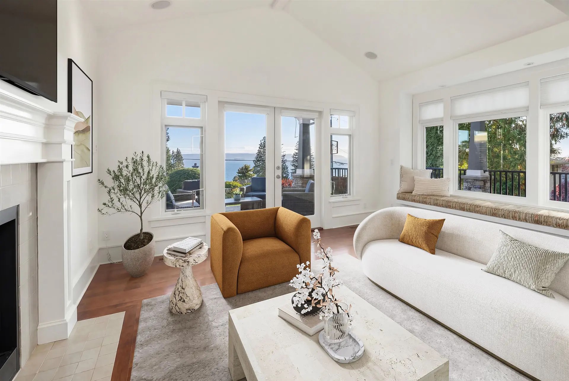 Property at 2623 Lawson Avenue, West Vancouver, BC