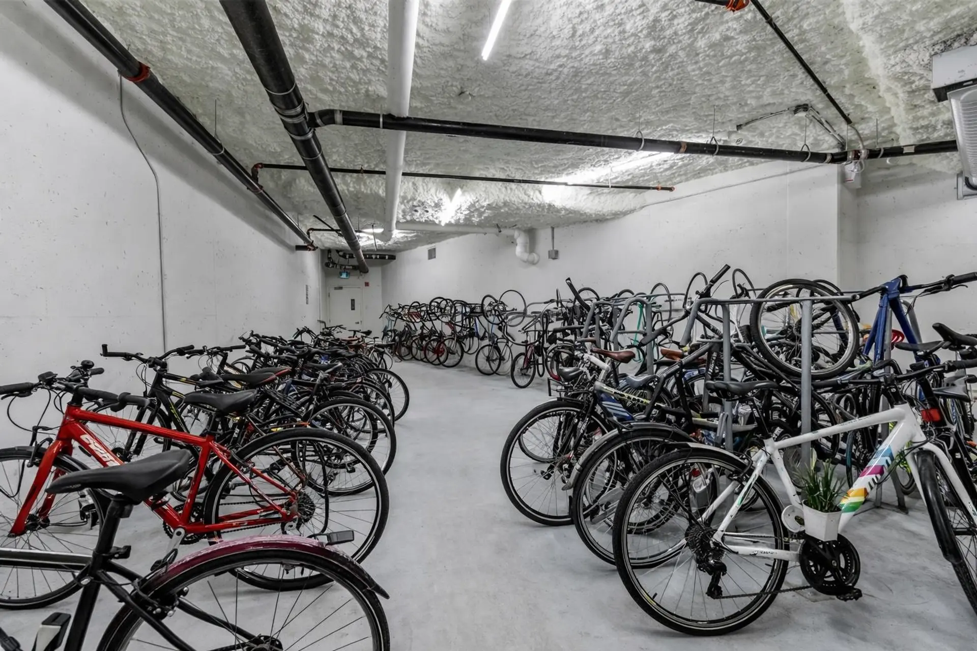 Property at #414 725 MARINE DRIVE, North Vancouver, BC