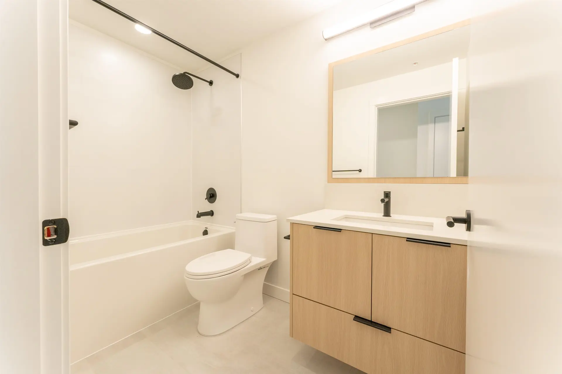 Property at #512 10466 138A STREET, Surrey, BC