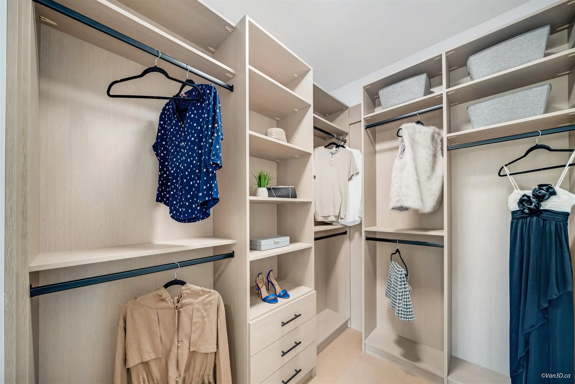 Property at 819 CORNELL AVENUE, Coquitlam, BC