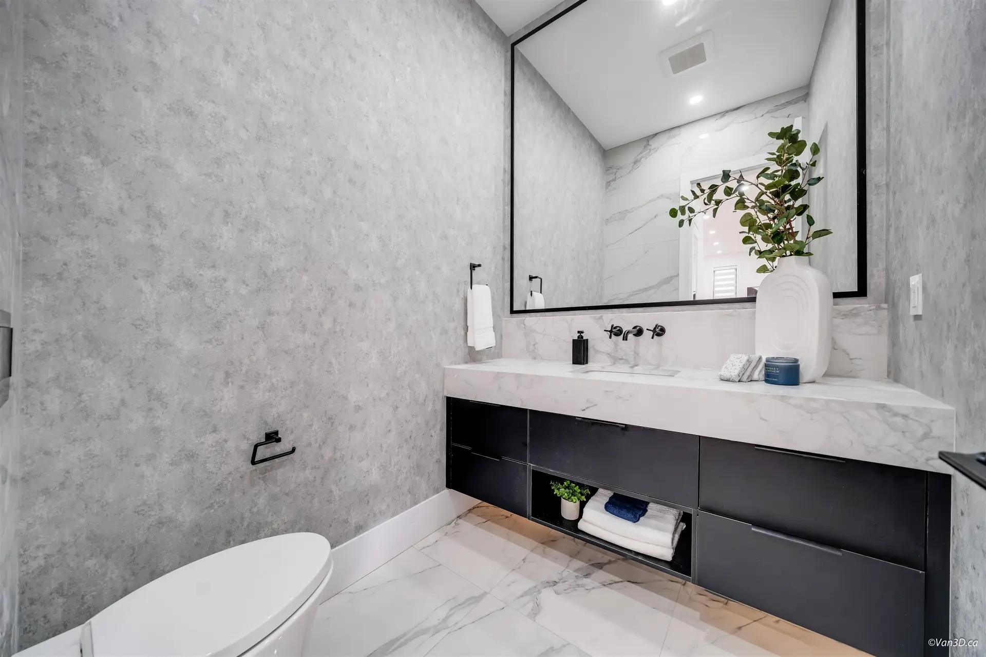 Property at 819 CORNELL AVENUE, Coquitlam, BC