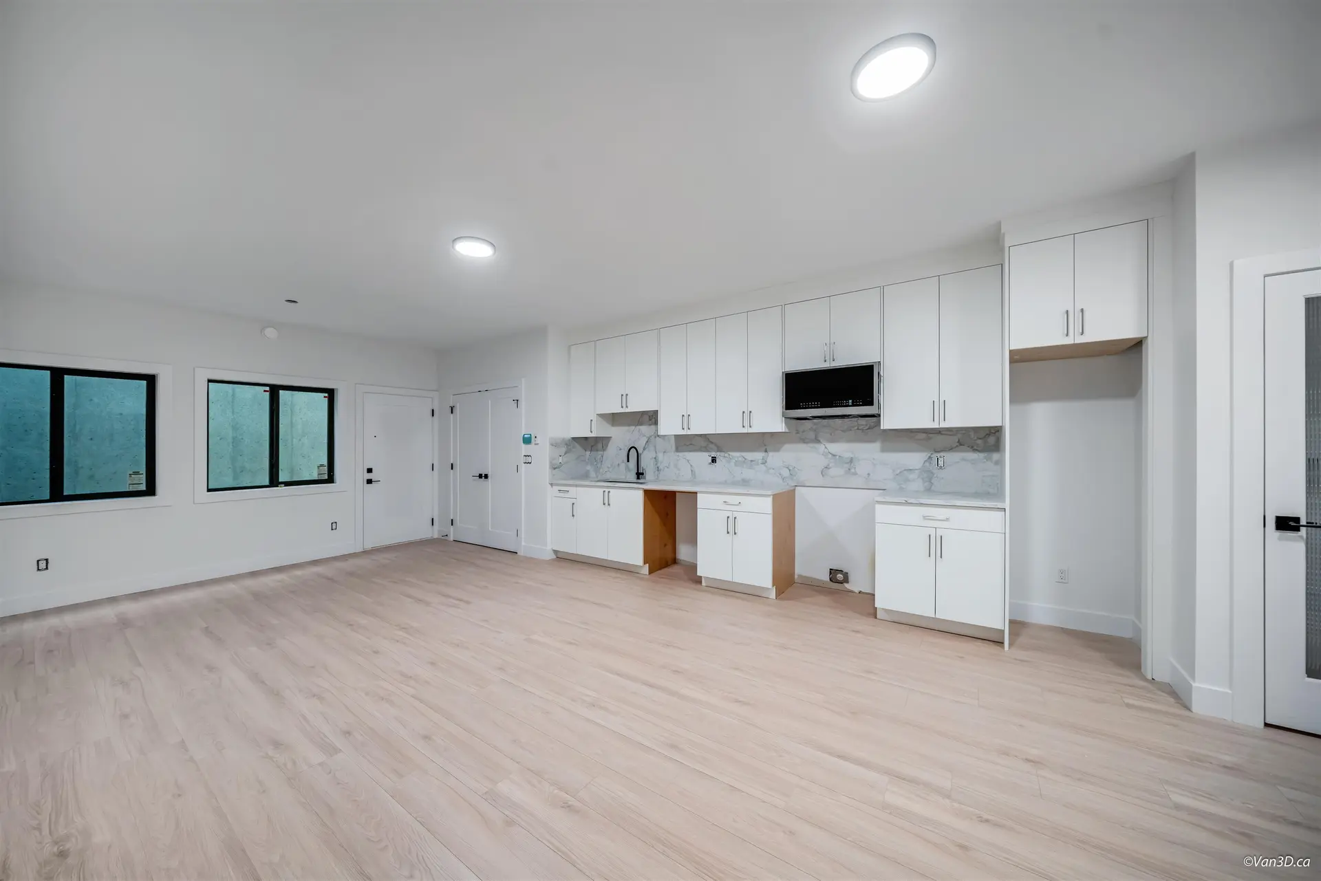 Property at 819 CORNELL AVENUE, Coquitlam, BC