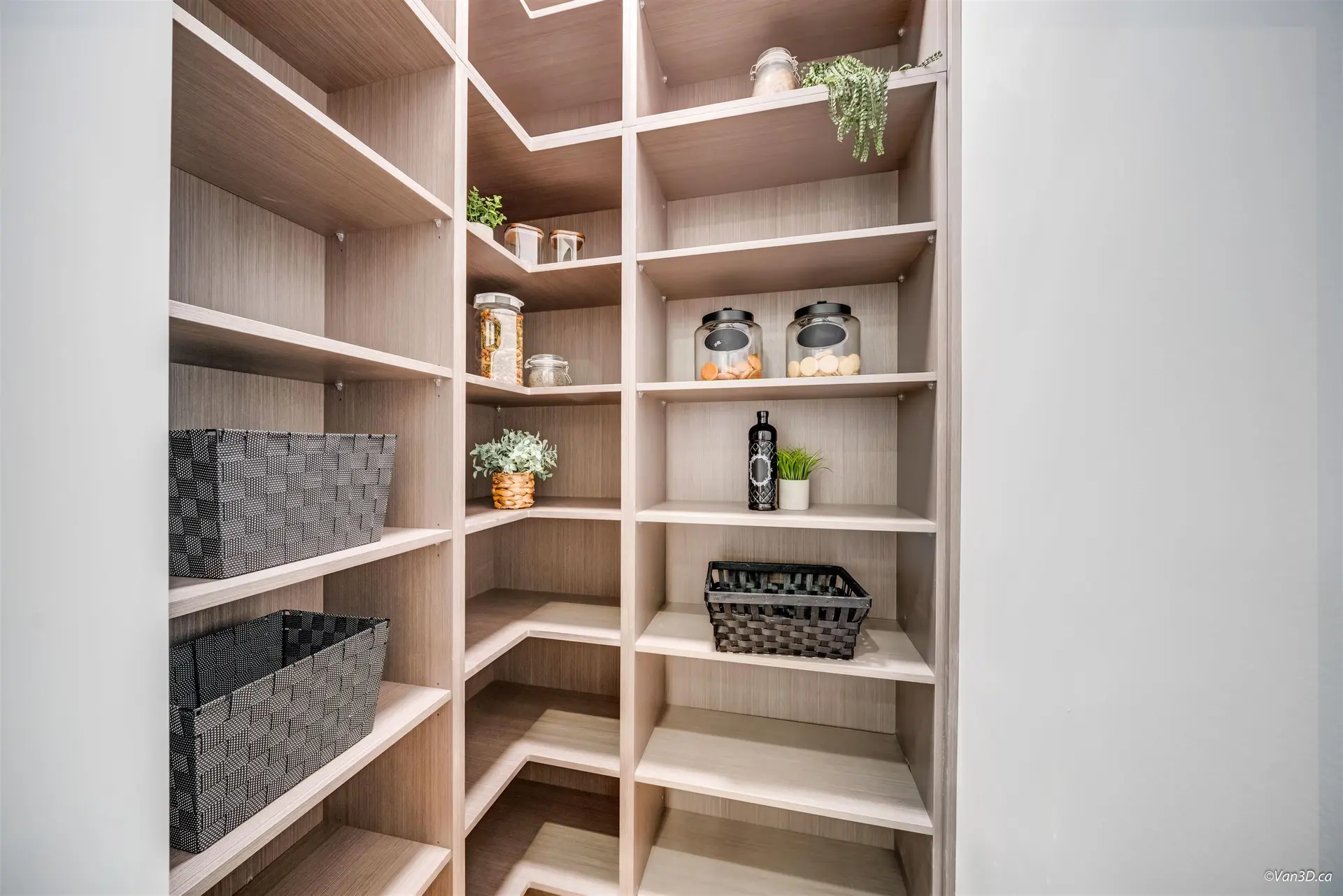 Property at 819 CORNELL AVENUE, Coquitlam, BC