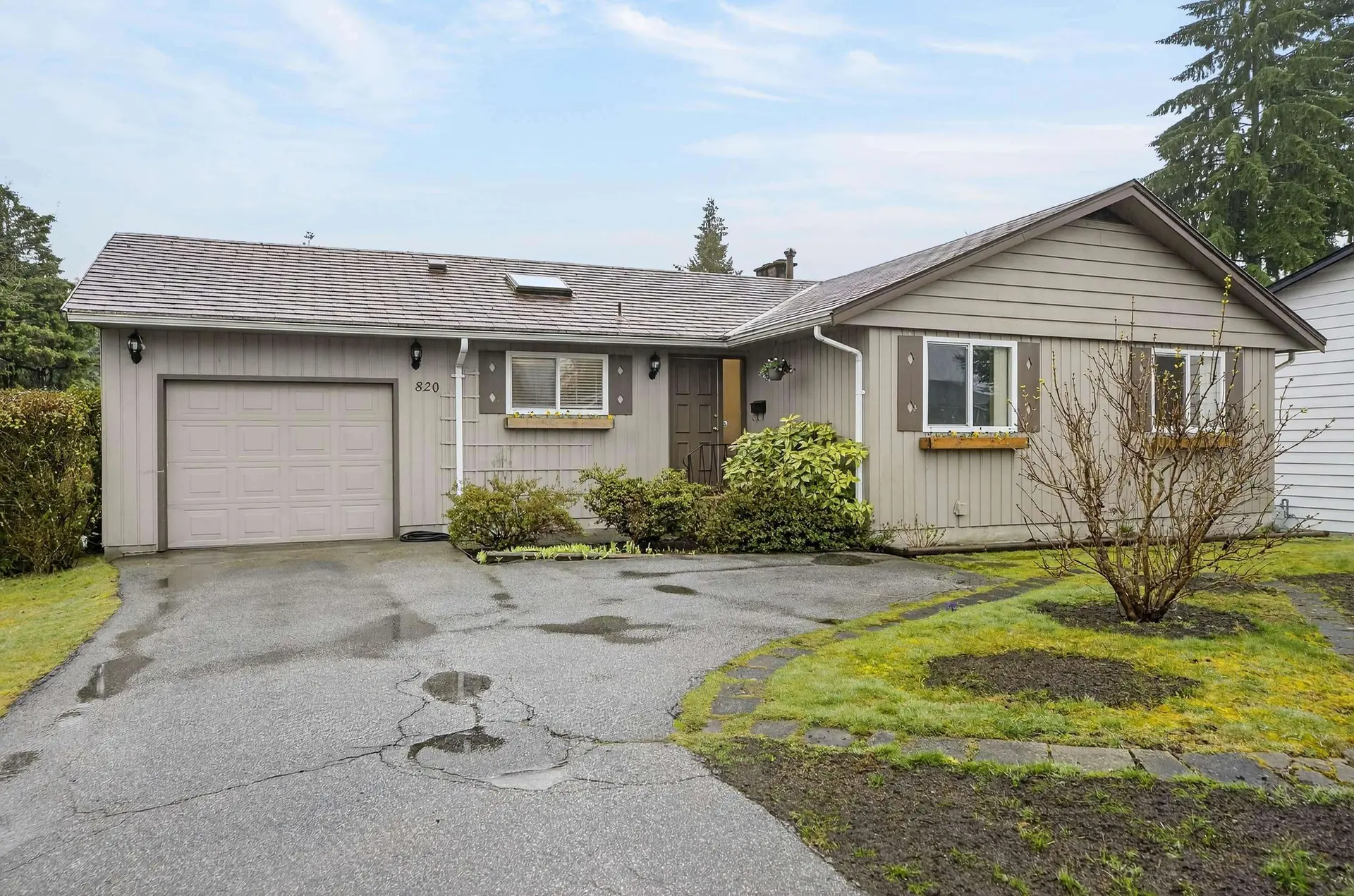 Property at 820 Ballantrae Court, Port Moody, BC