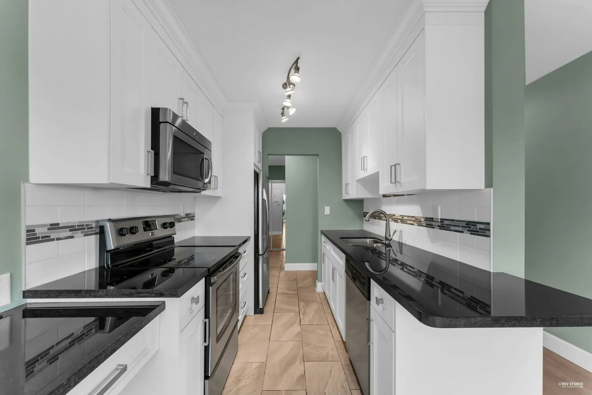 Property at #322 17707 57A AVENUE, Surrey, BC