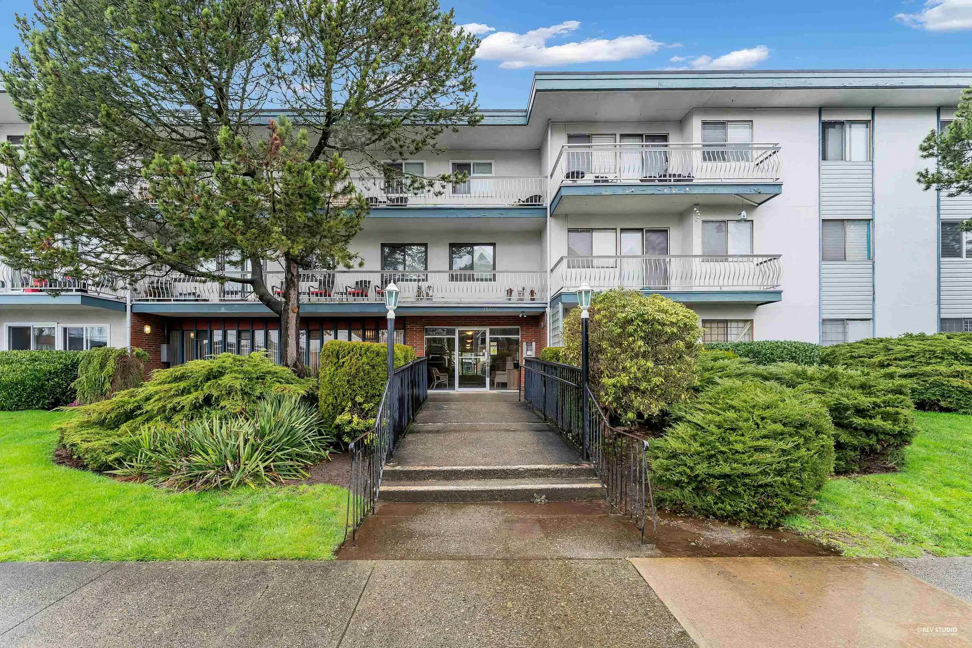 Property at #322 17707 57A AVENUE, Surrey, BC