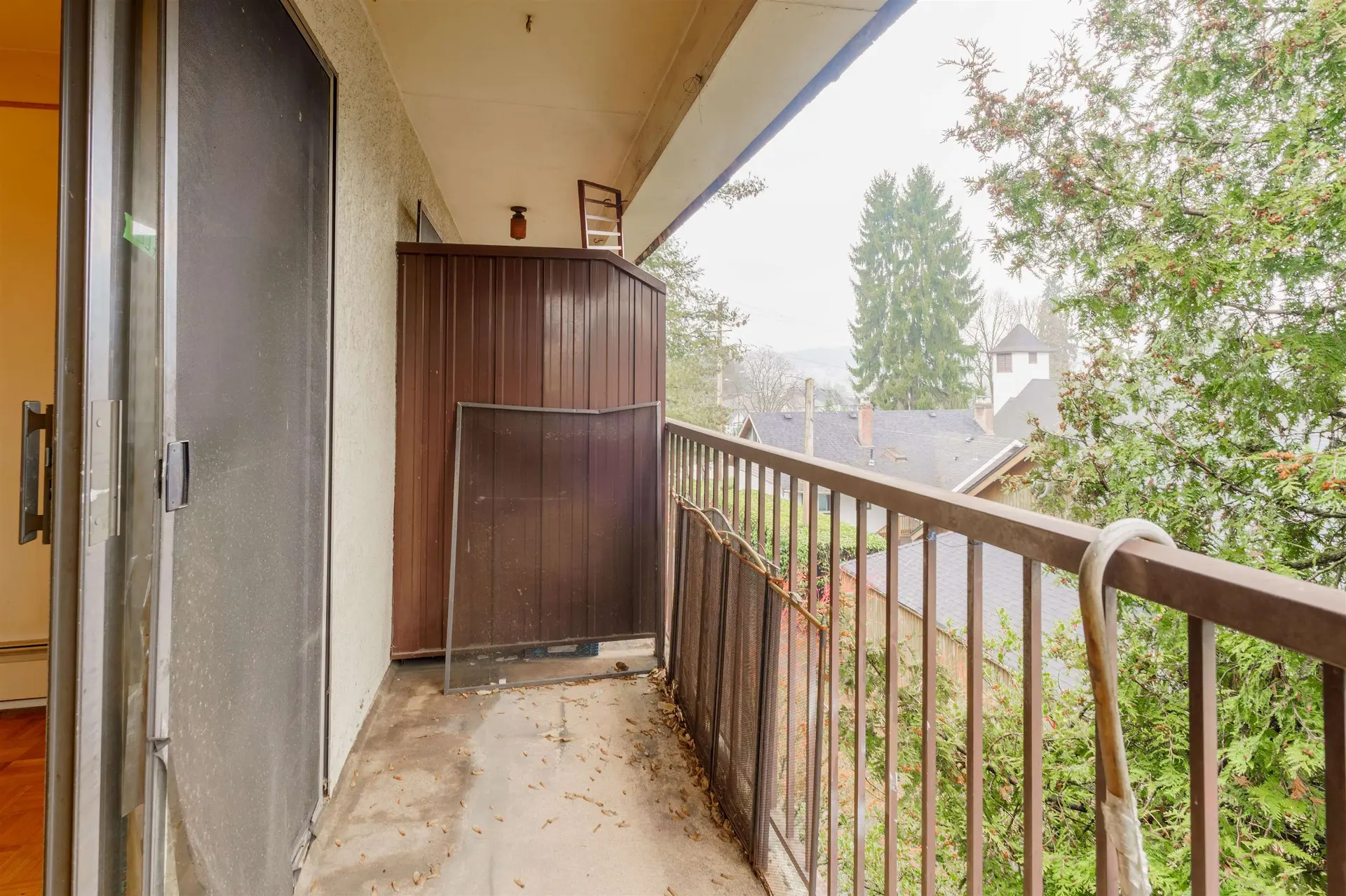#305 466 E Eighth Avenue - Image 16