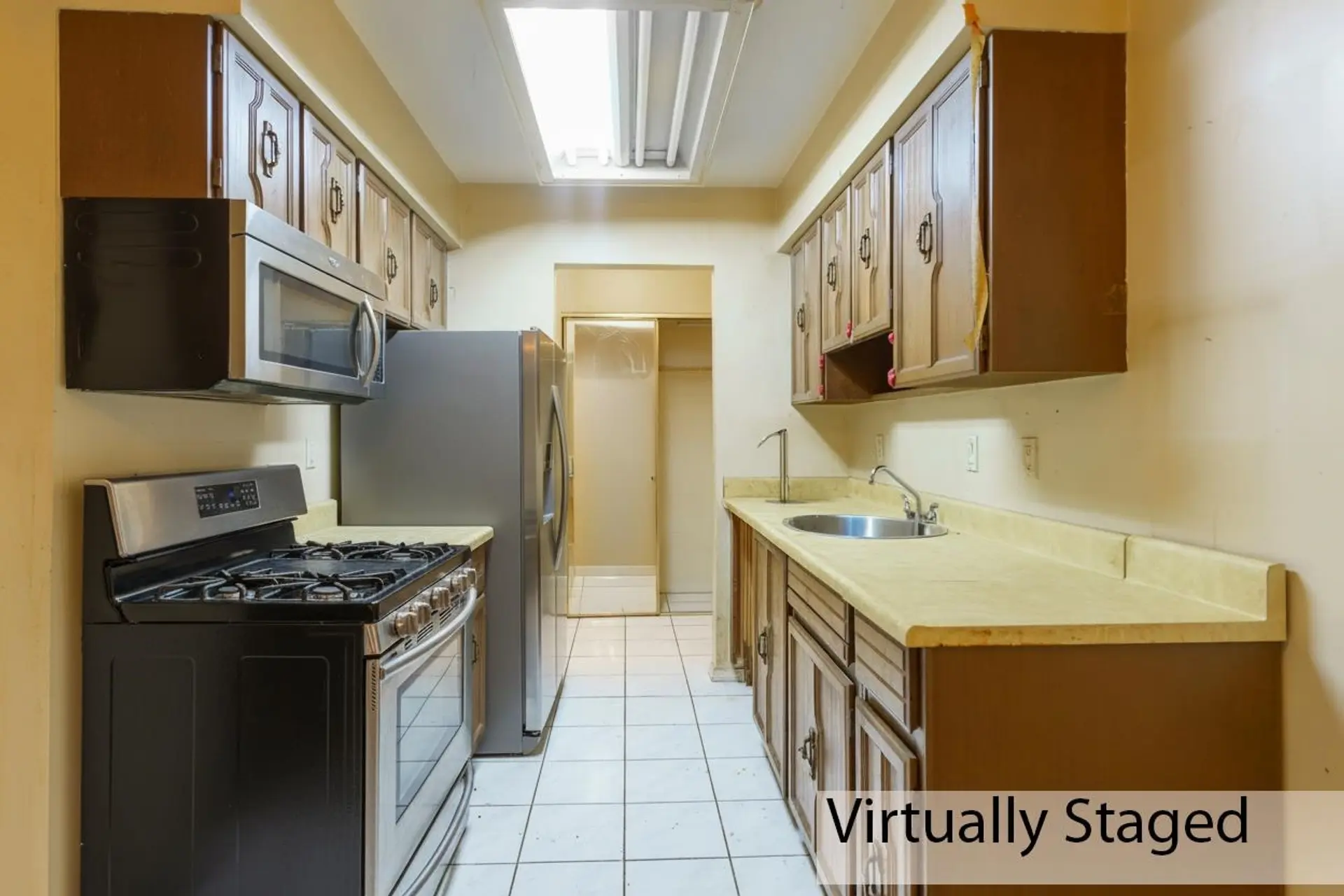 #305 466 E Eighth Avenue - Image 5
