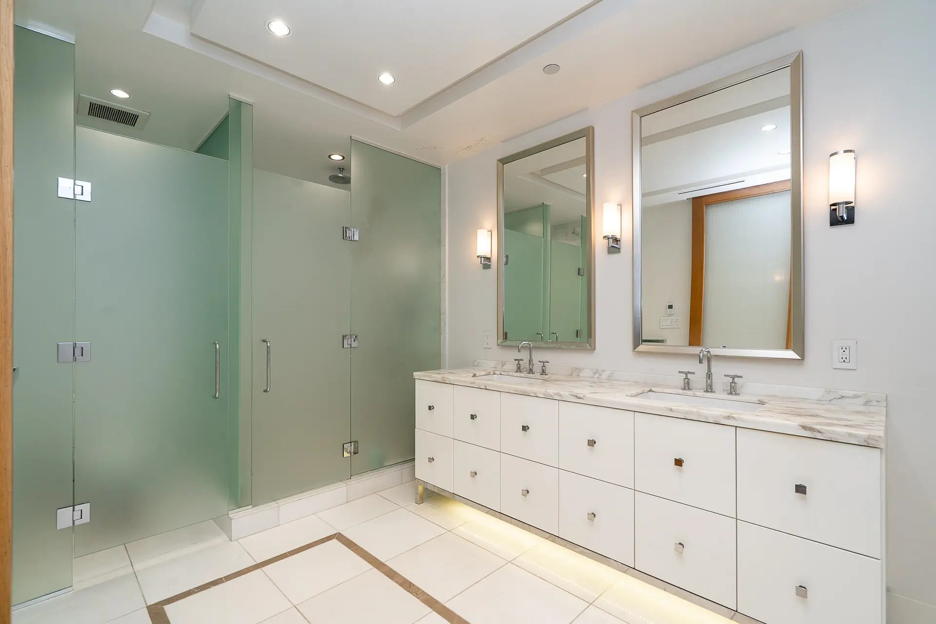 Property at #1803 667 HOWE STREET, Vancouver, BC