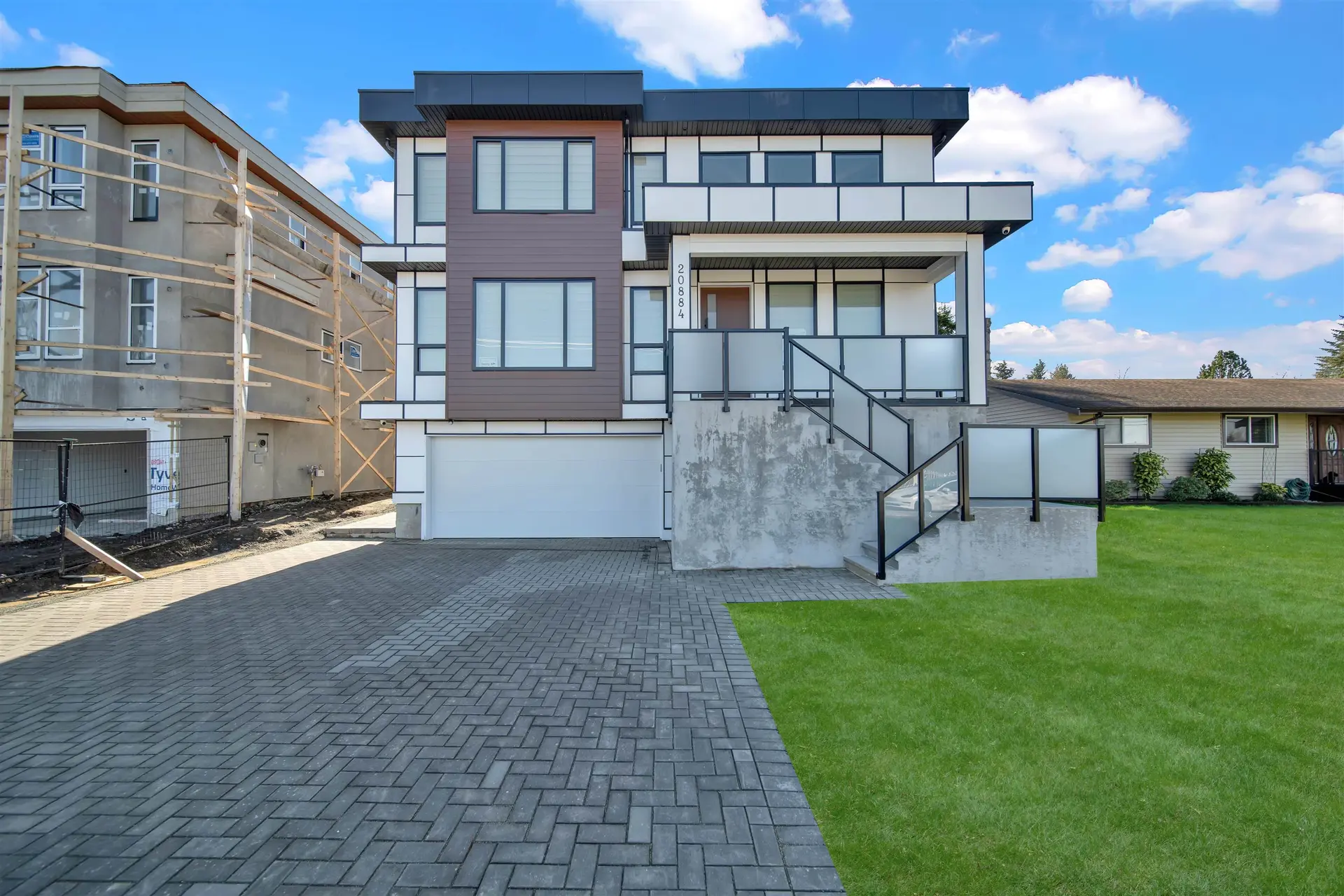 Property at 20884 48 Avenue, Langley, BC