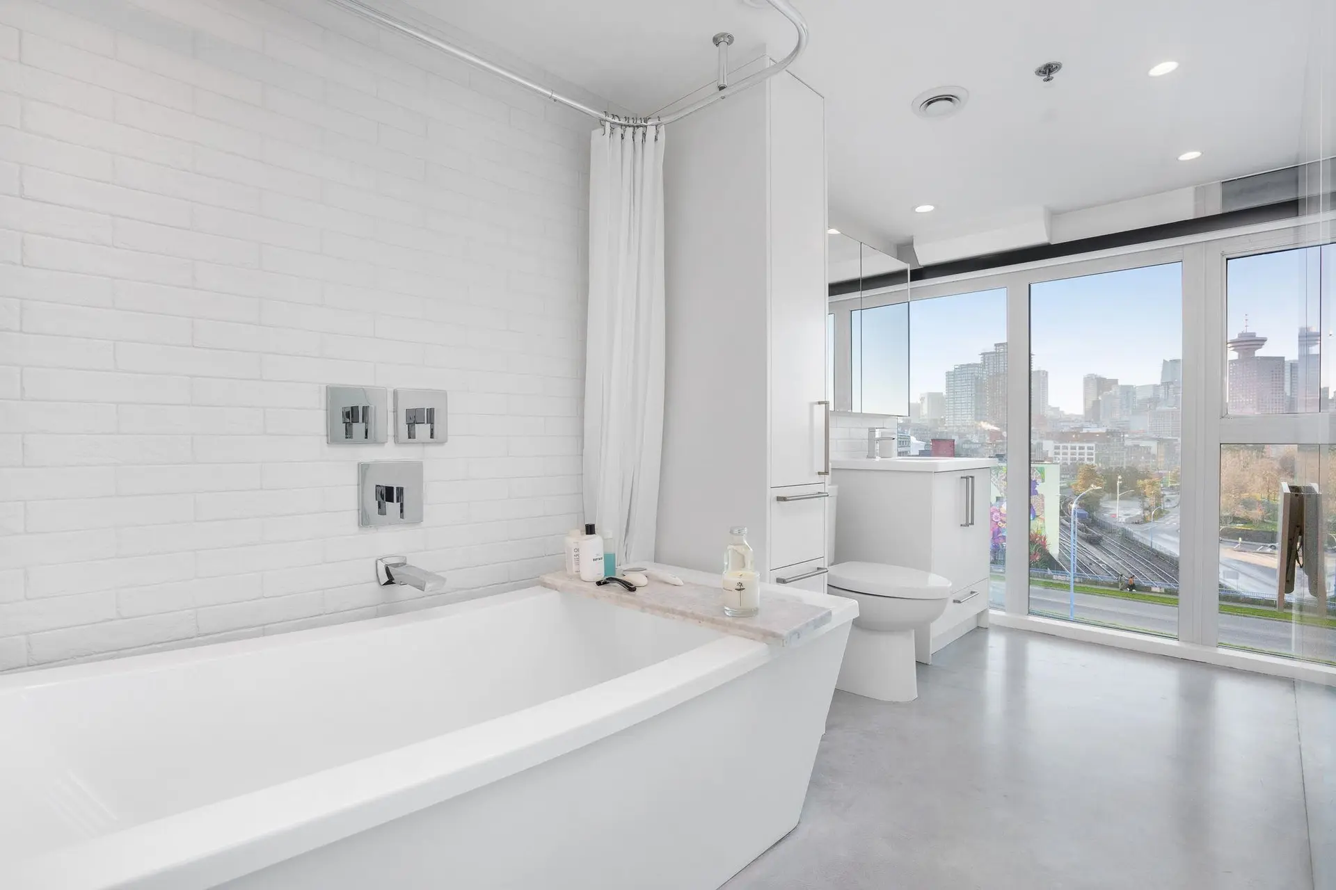 Property at #624 289 ALEXANDER STREET, Vancouver, BC