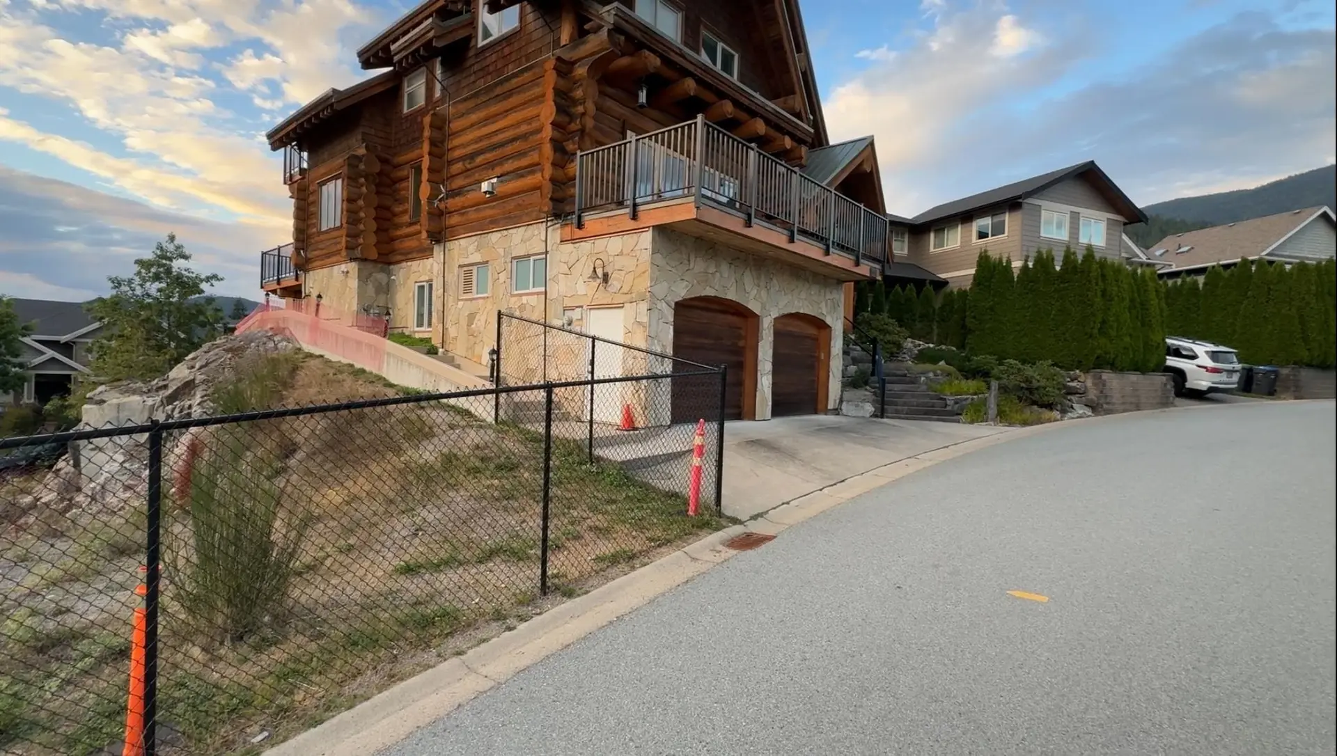 Property at 40876 THE CRESCENT, Squamish, BC