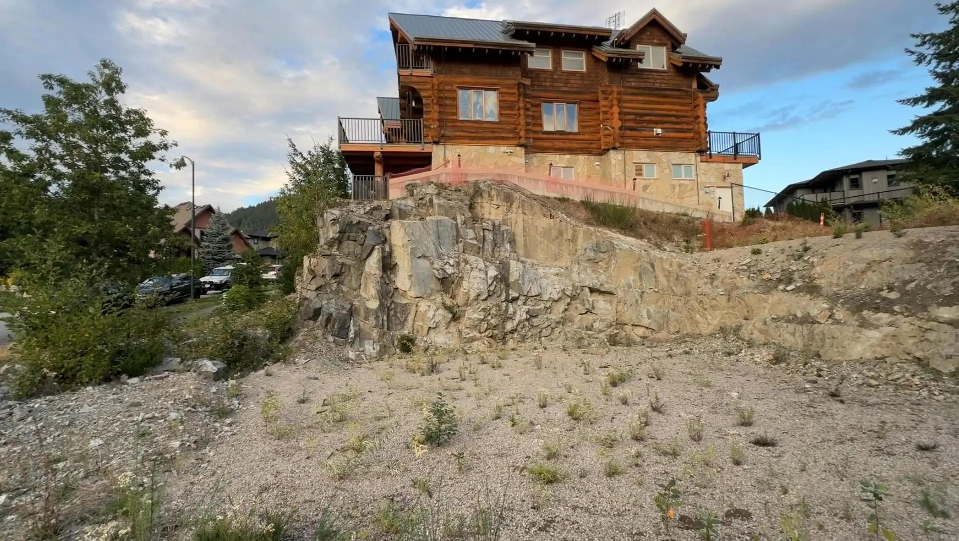 Property at 40876 THE CRESCENT, Squamish, BC