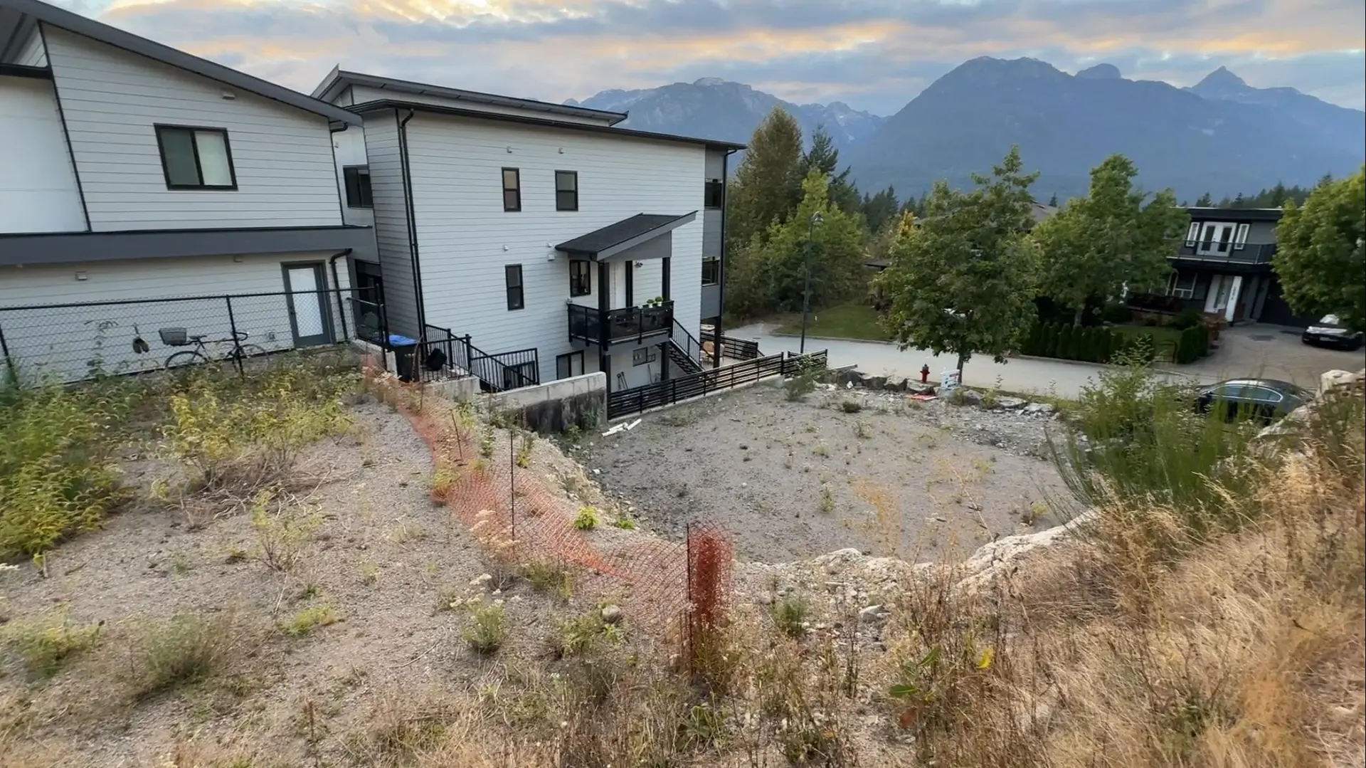 Property at 40876 THE CRESCENT, Squamish, BC