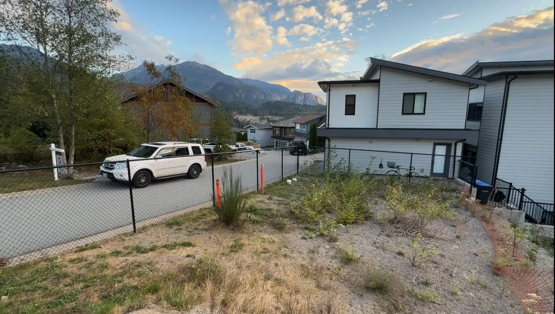 Property at 40876 THE CRESCENT, Squamish, BC