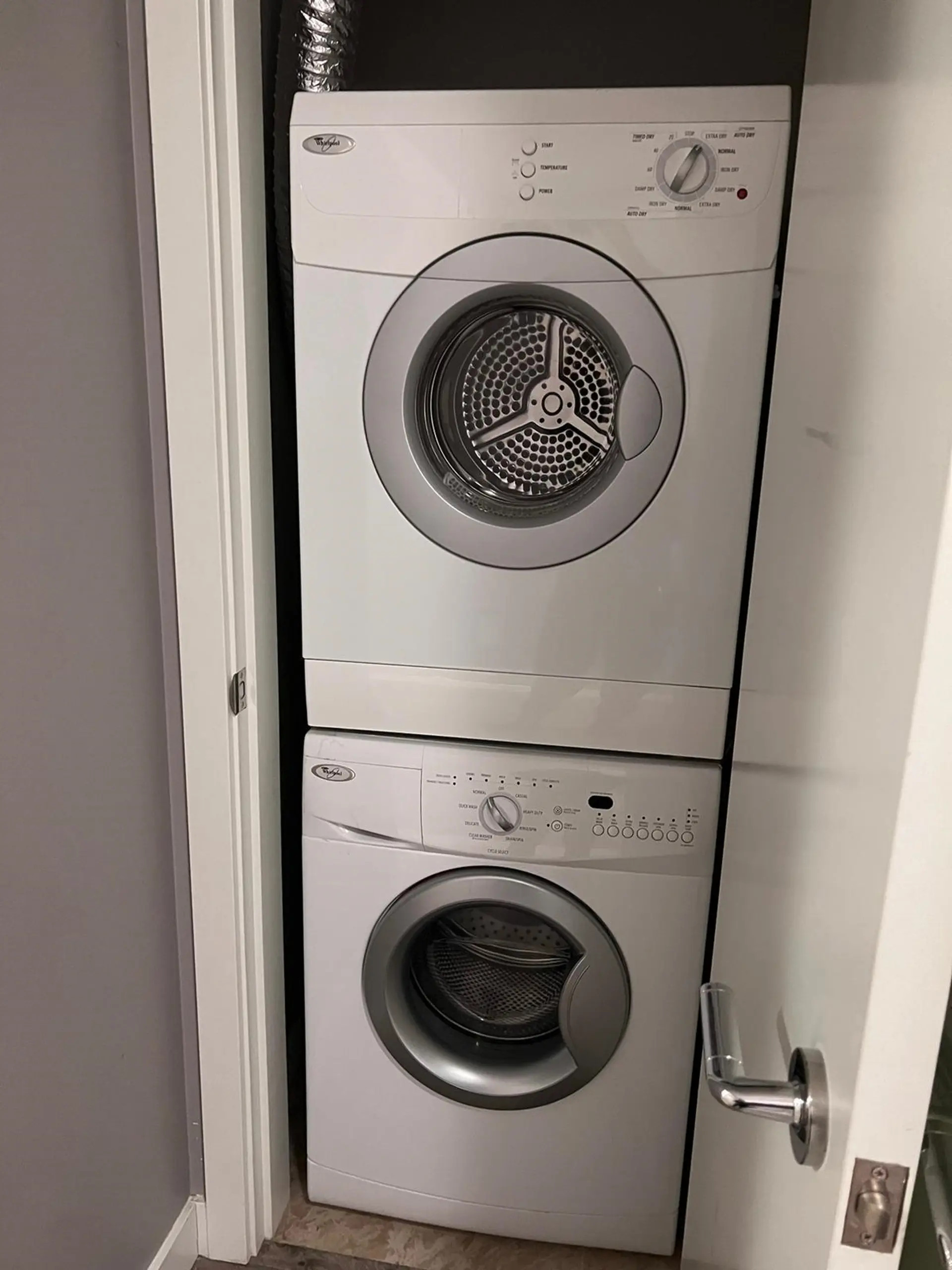 Property at #915 6288 NO. 3 ROAD, Richmond, BC