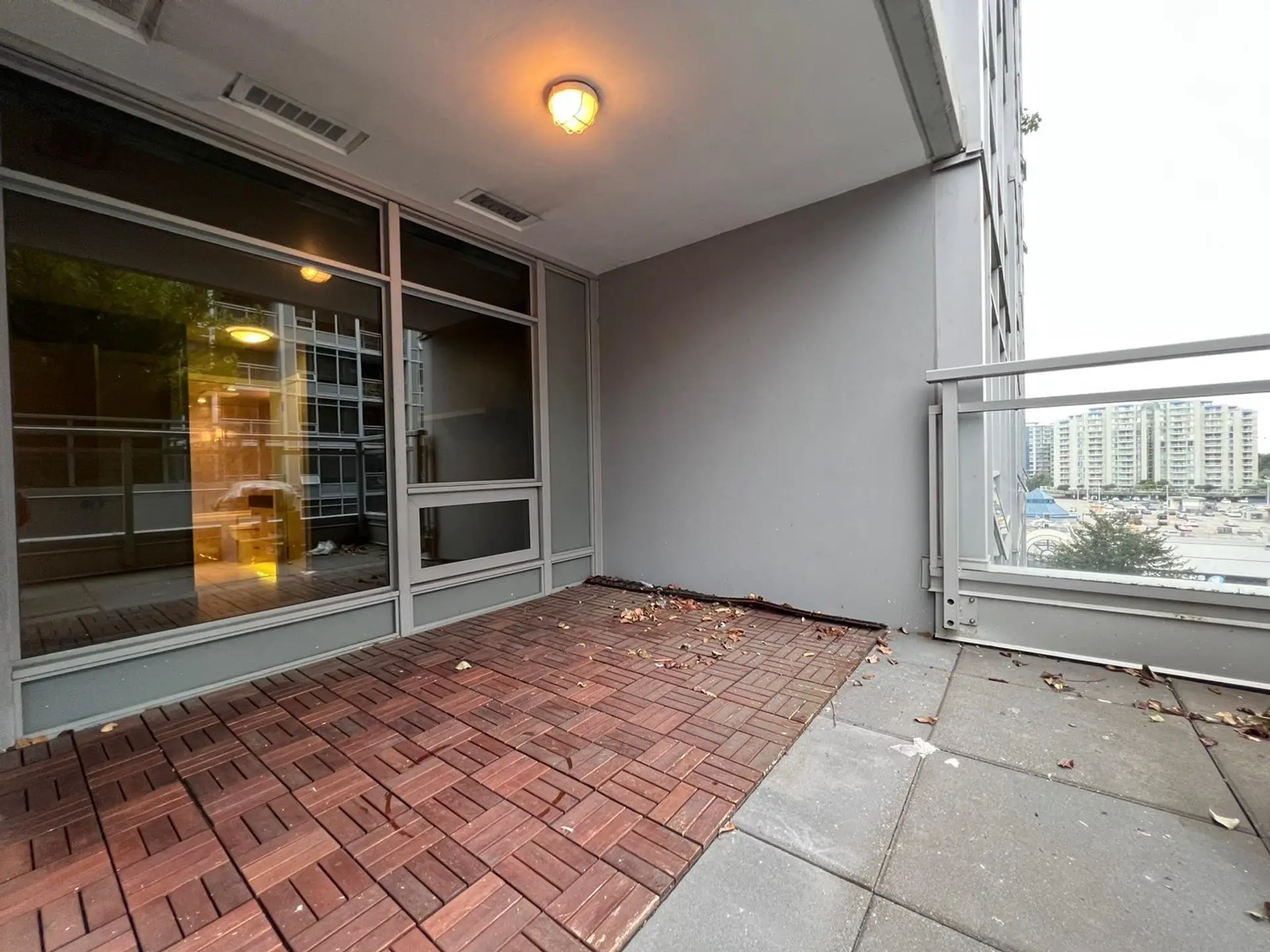 Property at #915 6288 NO. 3 ROAD, Richmond, BC