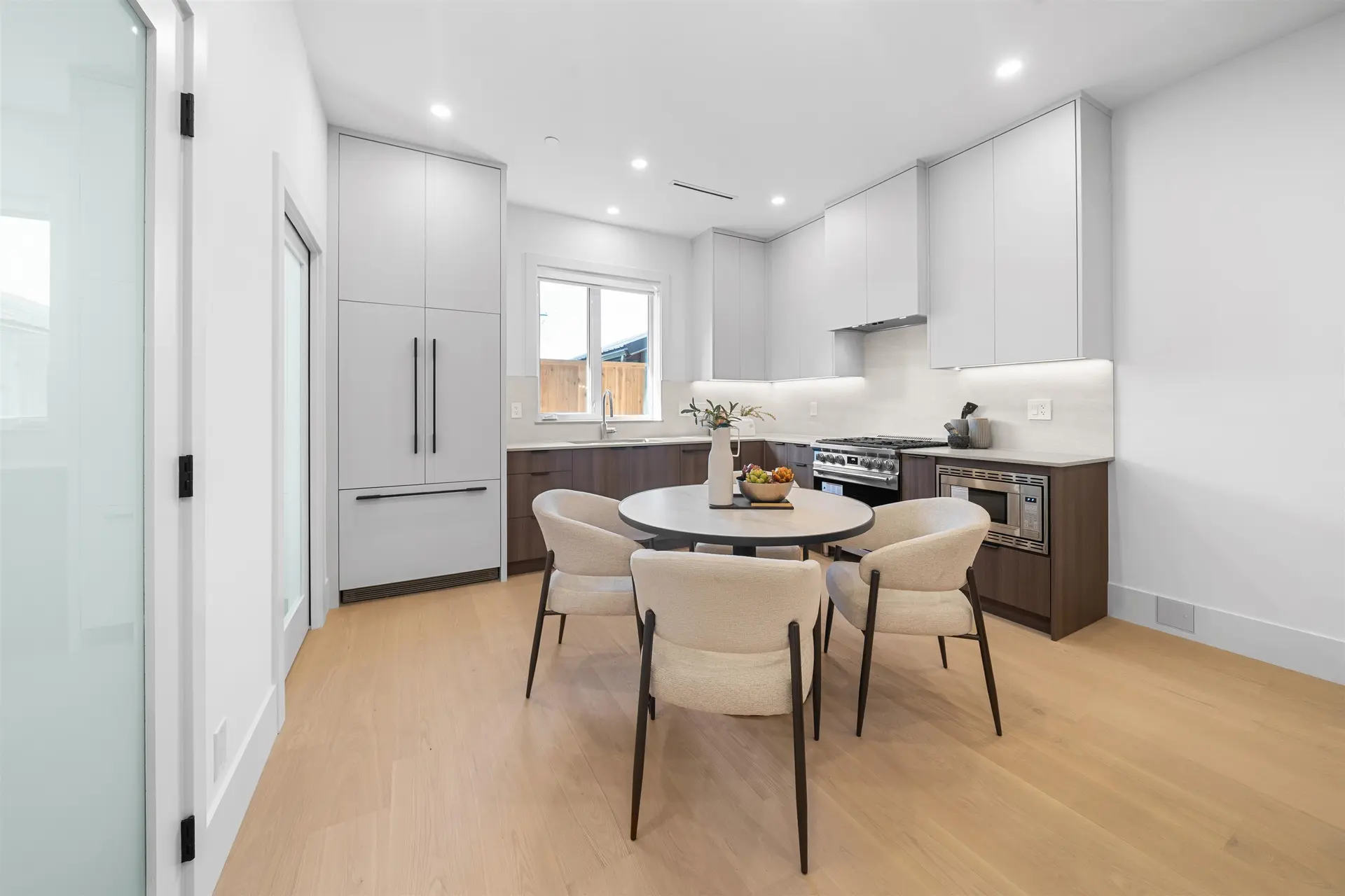 Property at 2609 DUNDAS STREET, Vancouver, BC