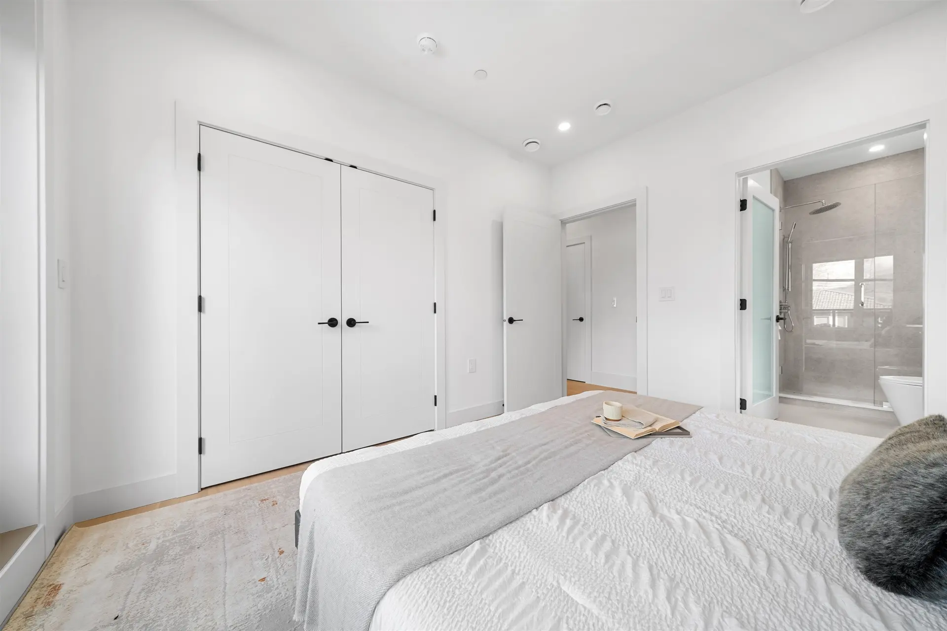 Property at 2609 DUNDAS STREET, Vancouver, BC