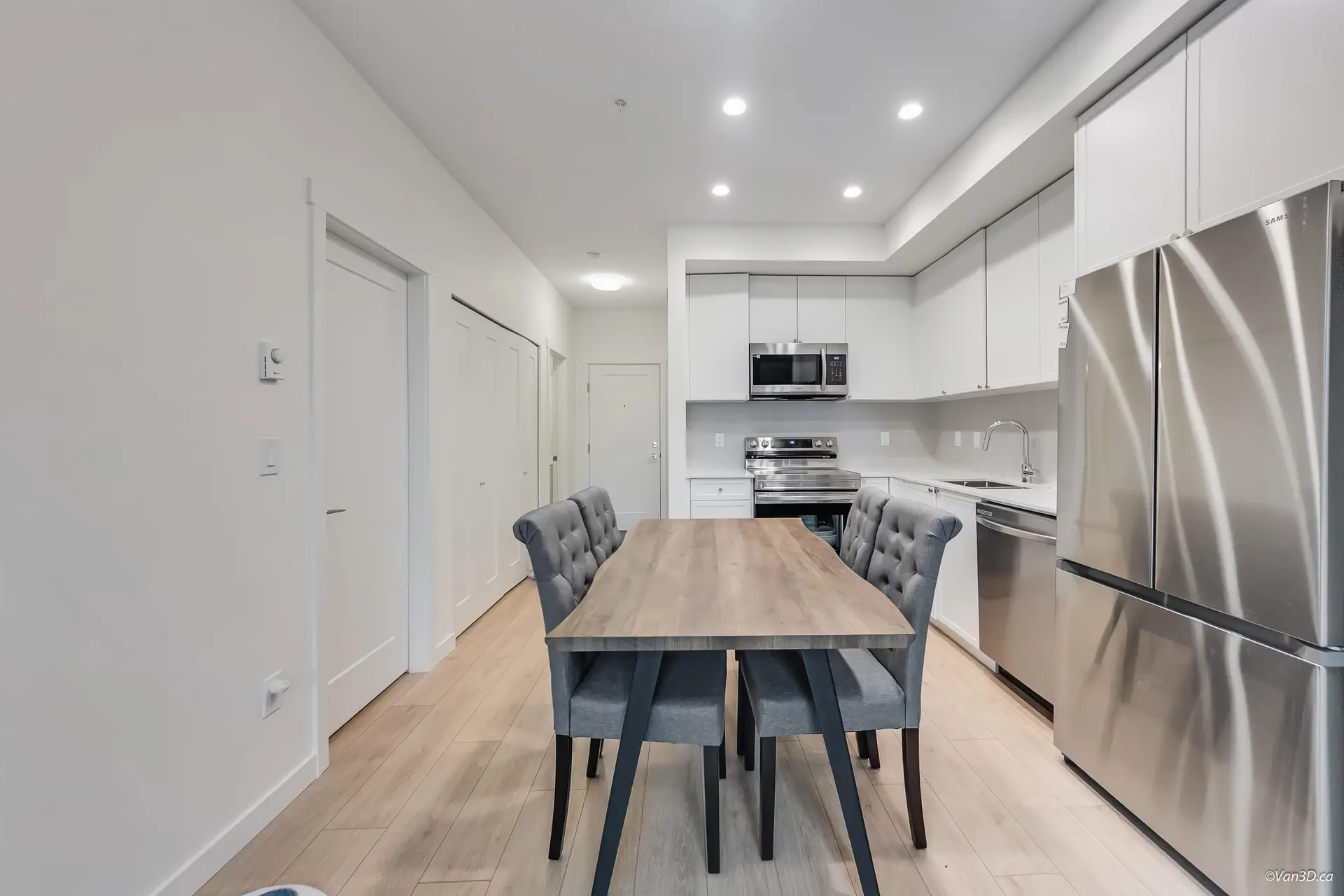 Property at #204 14778 106 AVENUE, Surrey, BC