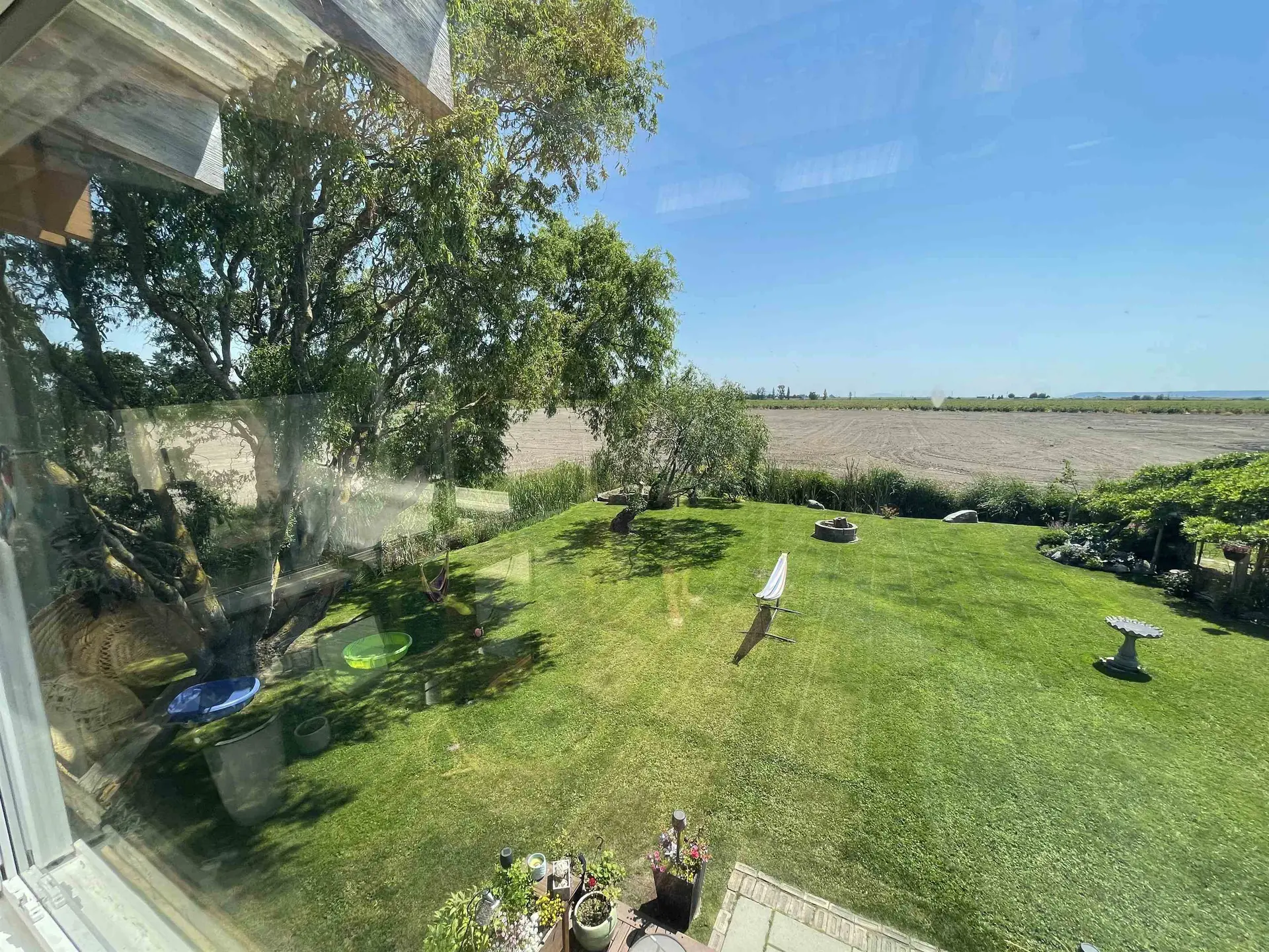 Property at 8640 LADNER TRUNK ROAD, Delta, BC