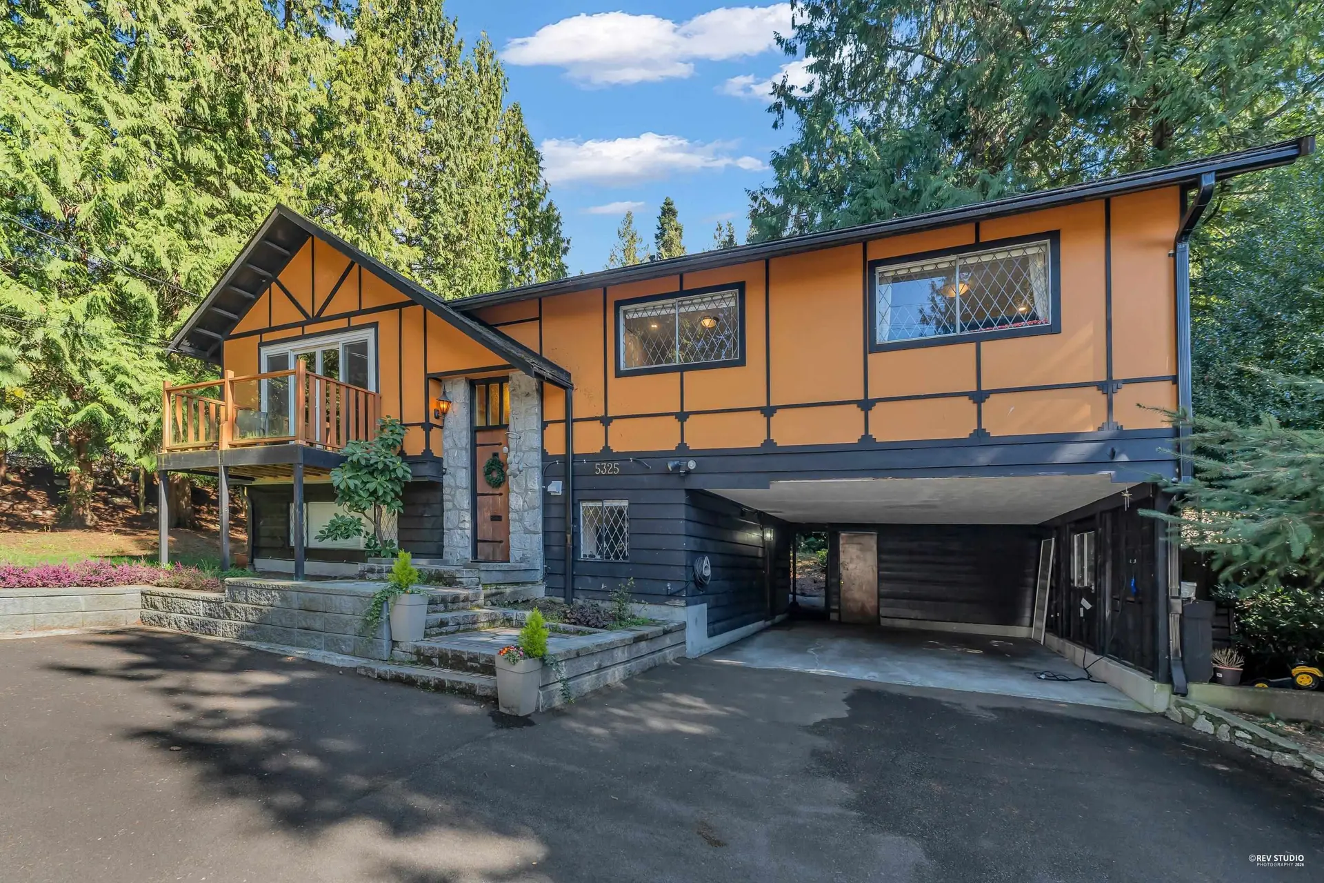 Property at 5325 Marine Drive, West Vancouver, BC