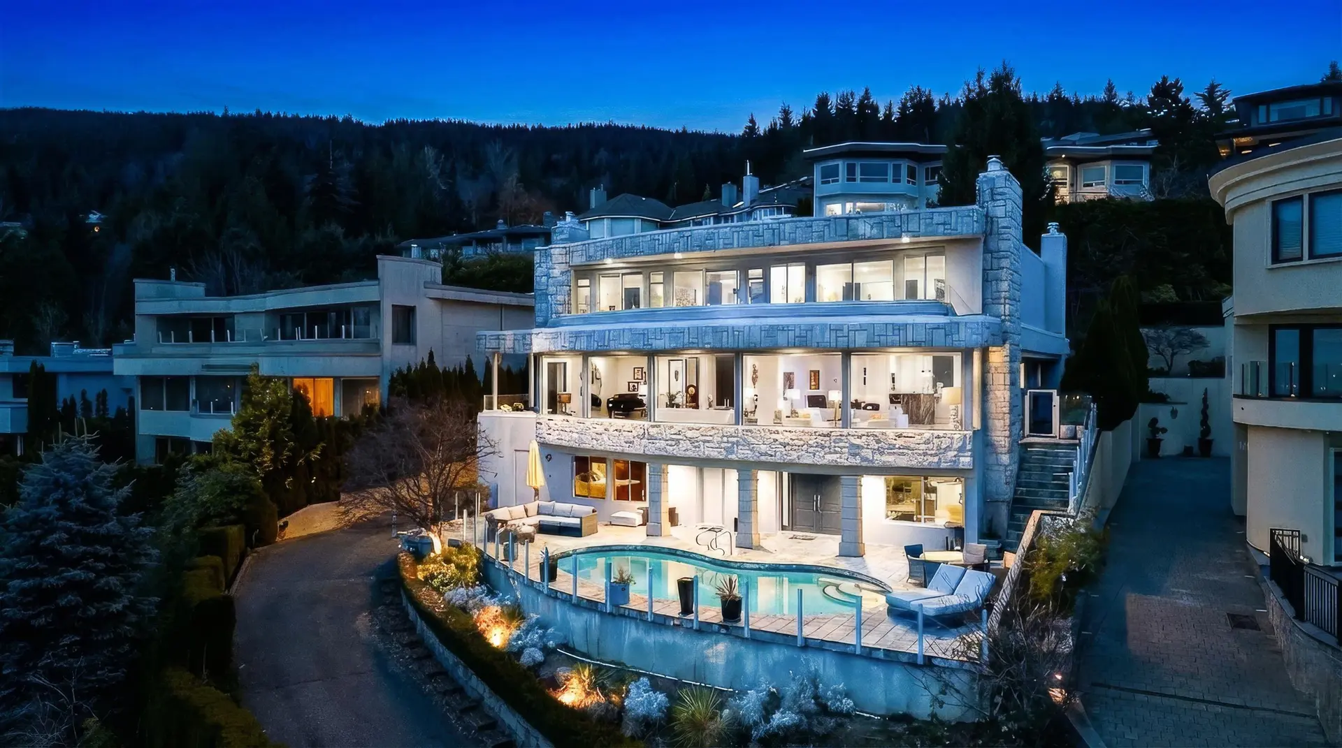 Property at 1439 Chippendale Road, West Vancouver, BC
