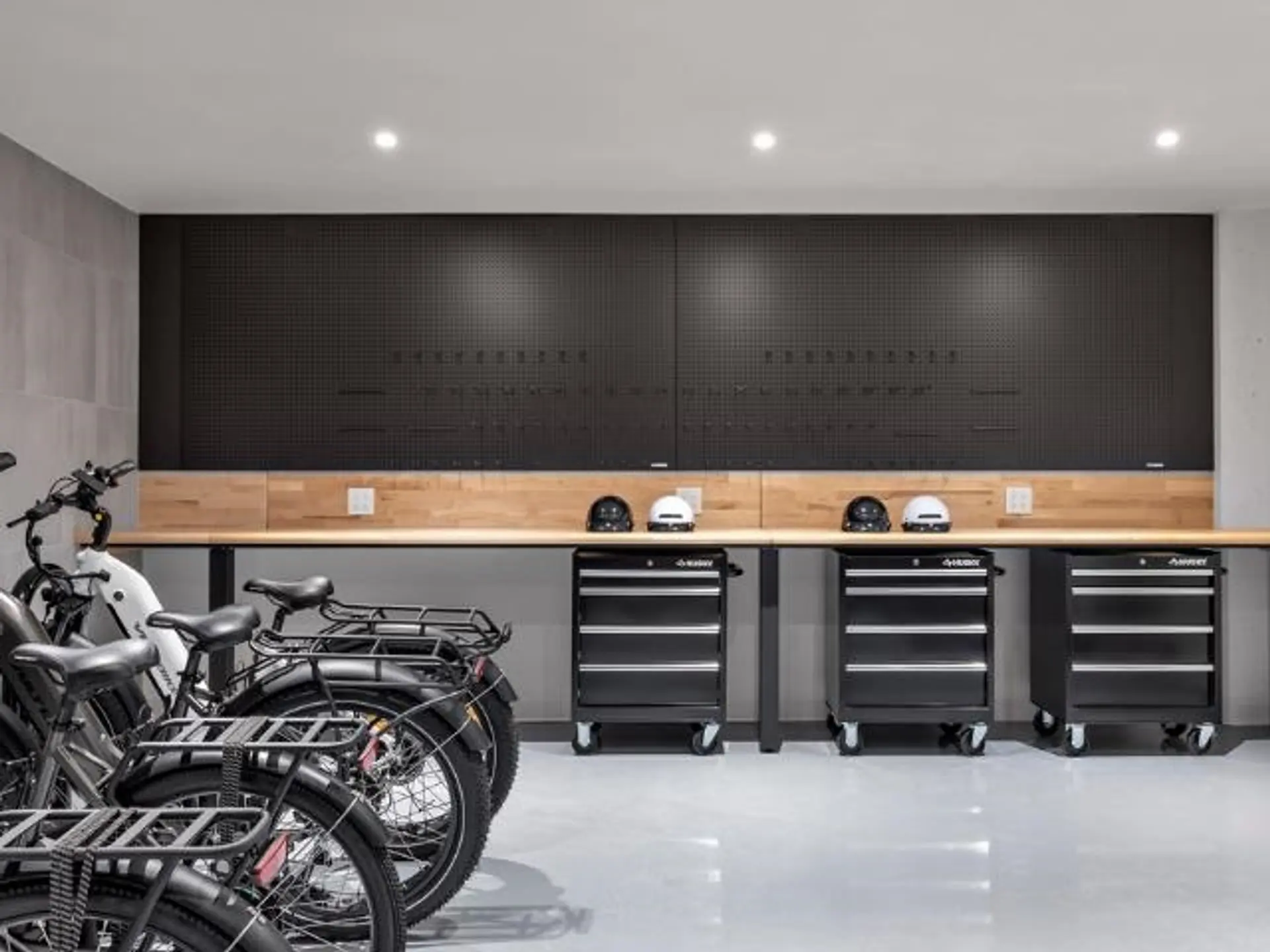 Property at #701 3963 UPLANDS WAY, West Vancouver, BC