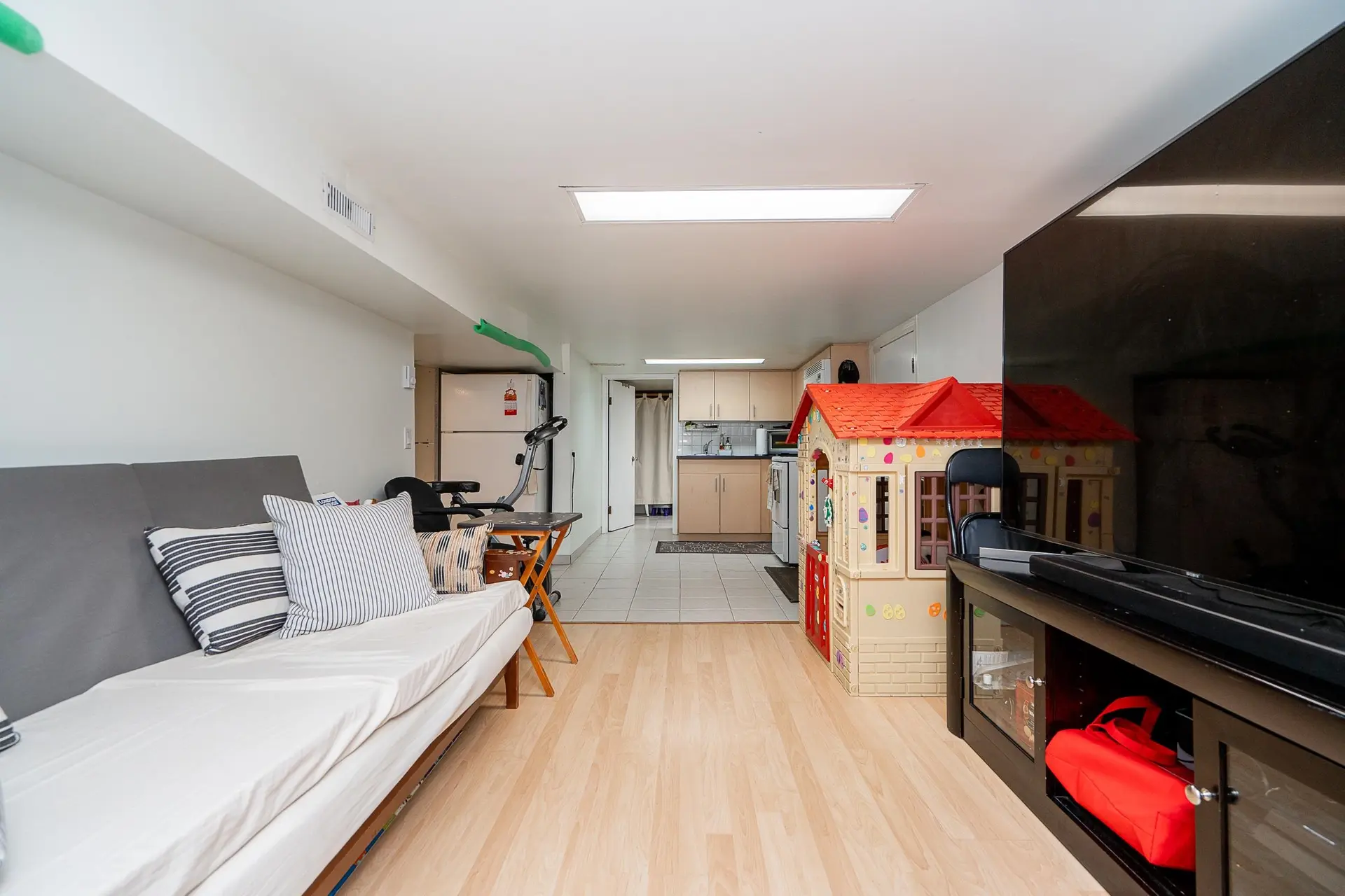 Property at 156 E 53RD AVENUE, Vancouver, BC