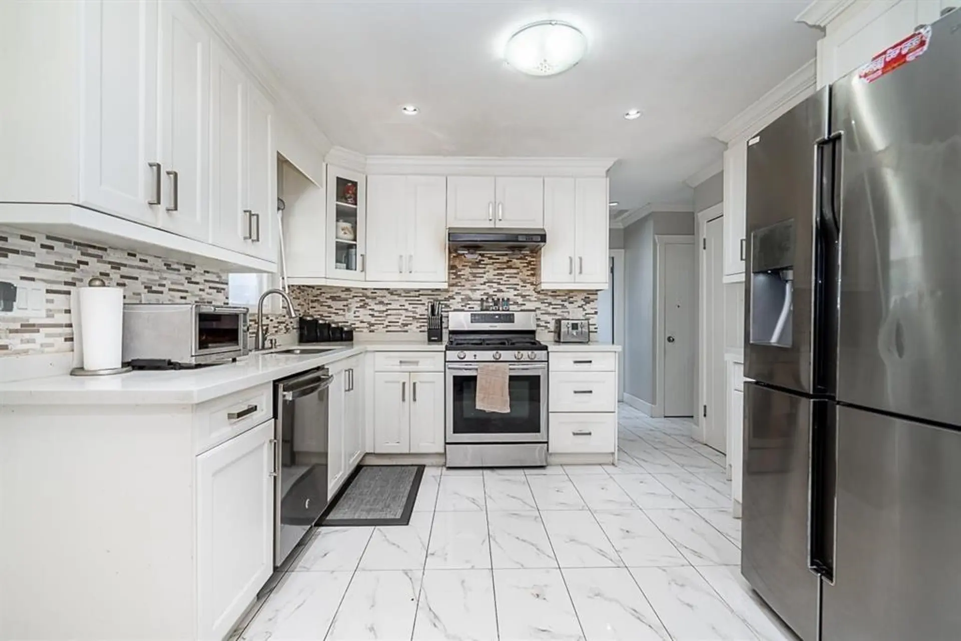 Property at 3796 PETER STREET, Burnaby, BC