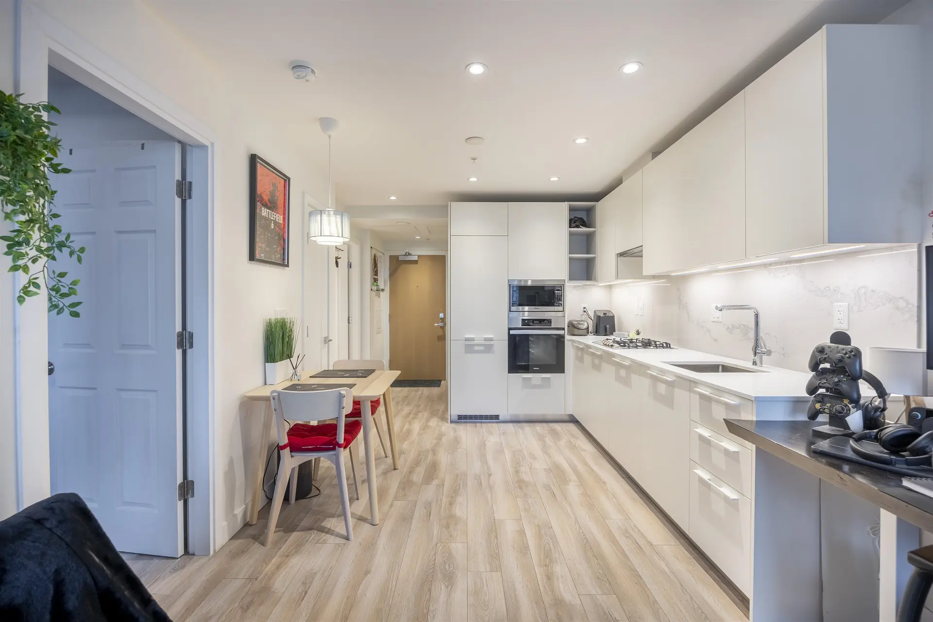 Property at #302 6699 DUNBLANE AVENUE, Burnaby, BC