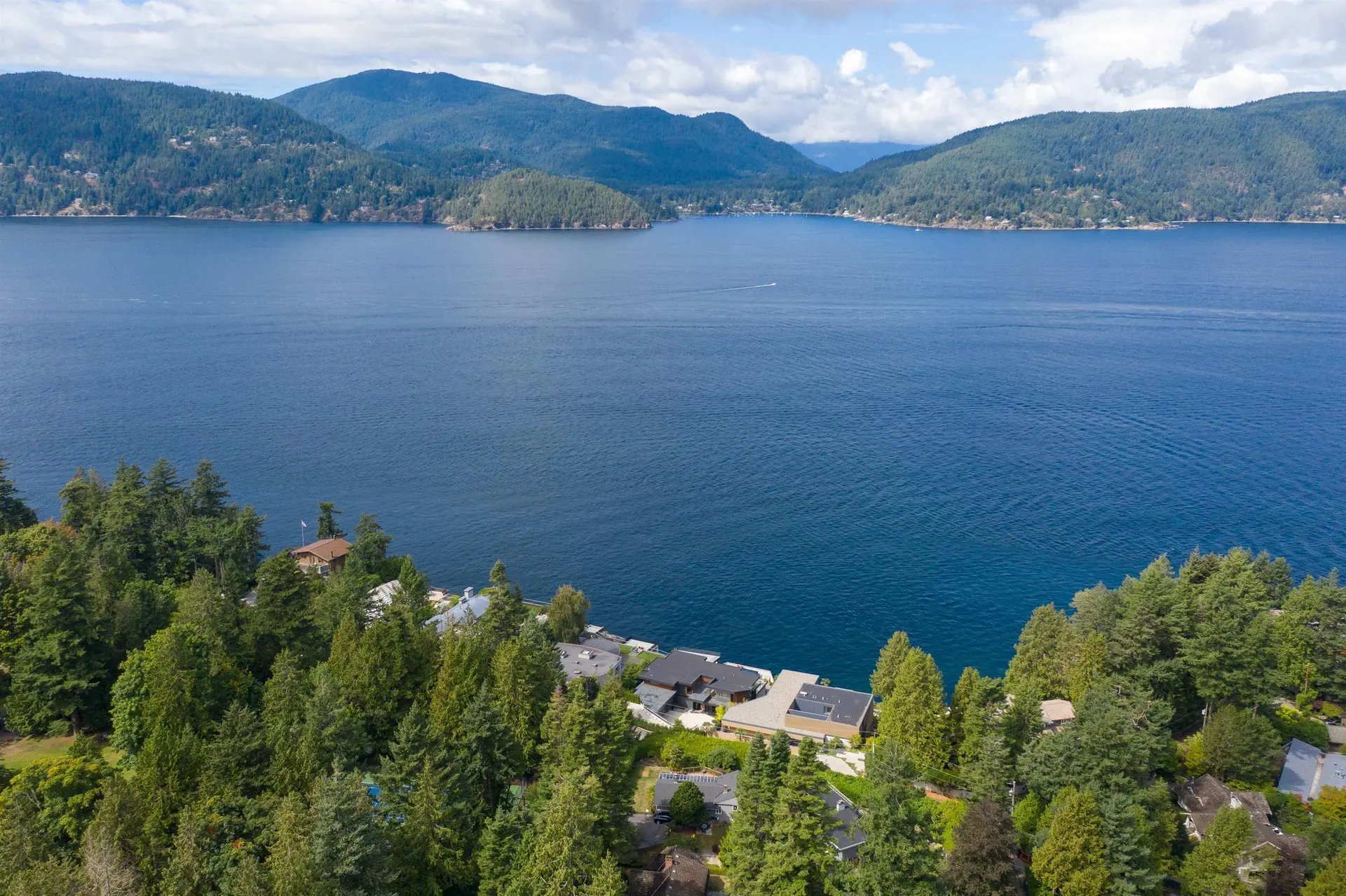 Property at 7195 ROCKLAND WYND, West Vancouver, BC