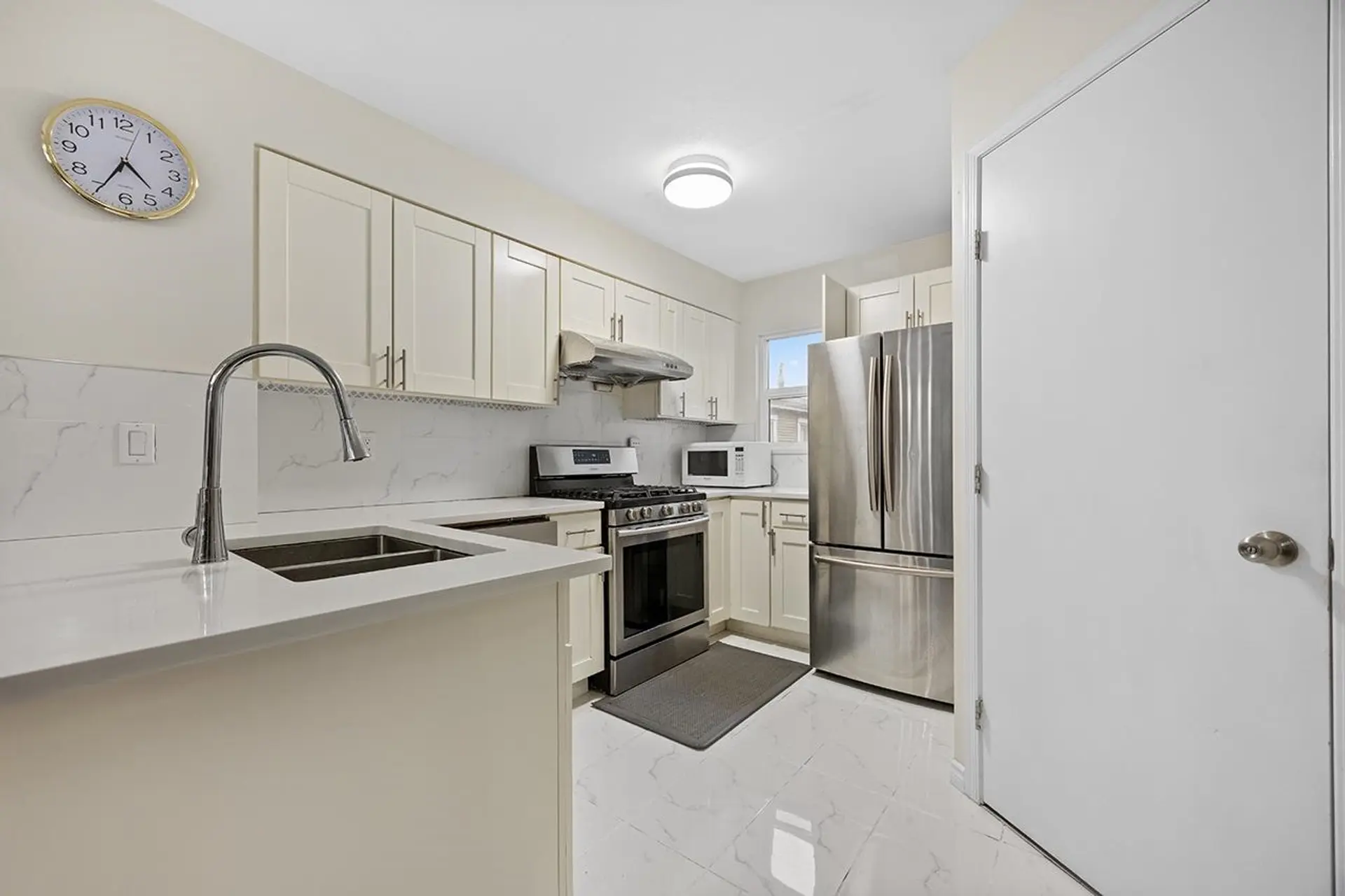 Property at #52 7088 LYNNWOOD DRIVE, Richmond, BC